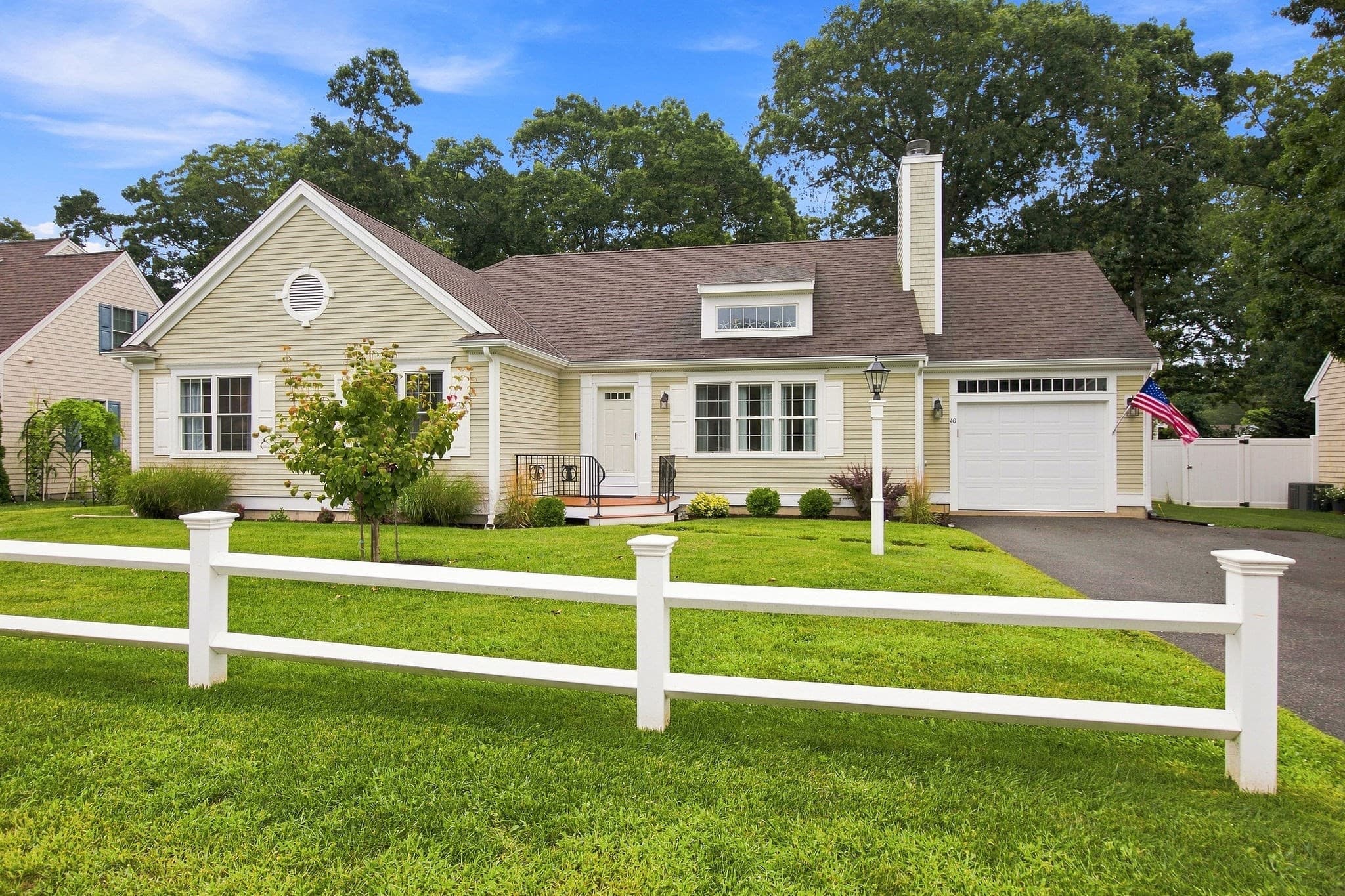 40 Settlers Ln, Barnstable MA 02601