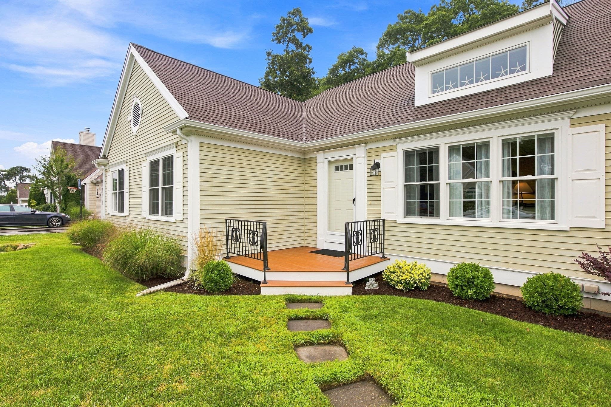Single Family Residence at 40 Settlers Ln, Barnstable MA 02601, Barnstable, photo 4 of 41