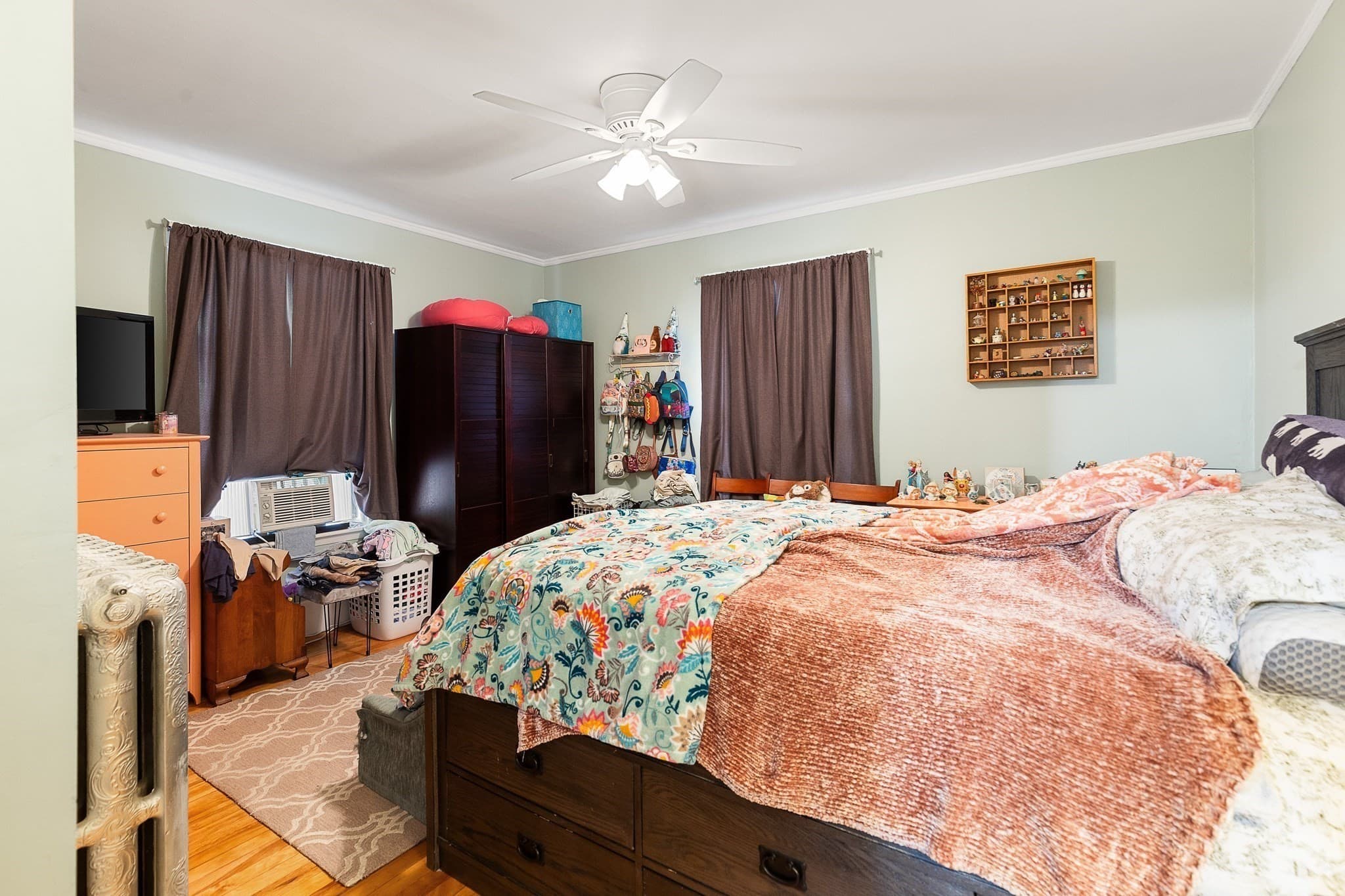 4 Family at 153 Palfrey St, Watertown MA 02472, Watertown, photo 5 of 40