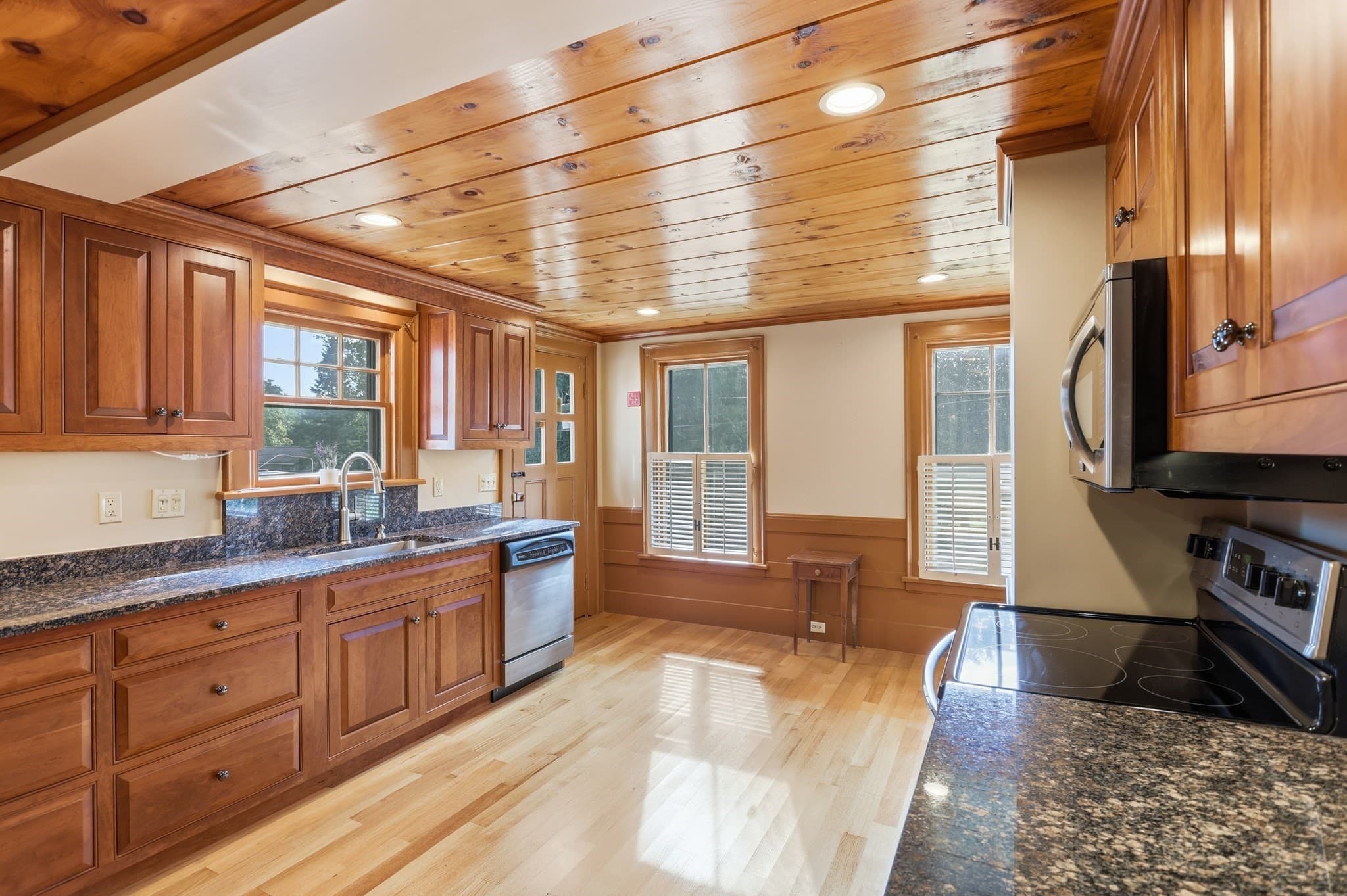 Single Family Residence at 85 Wallace Hill, Townsend MA 01469, Townsend, photo 15 of 23