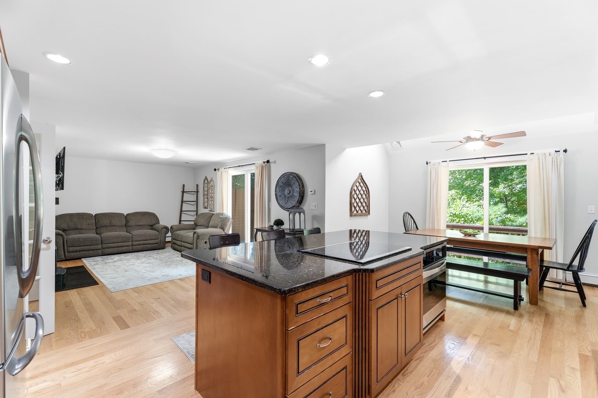 Condominium at 13 Bates Ln # 13, Westford MA 01886, Westford, photo 7 of 33