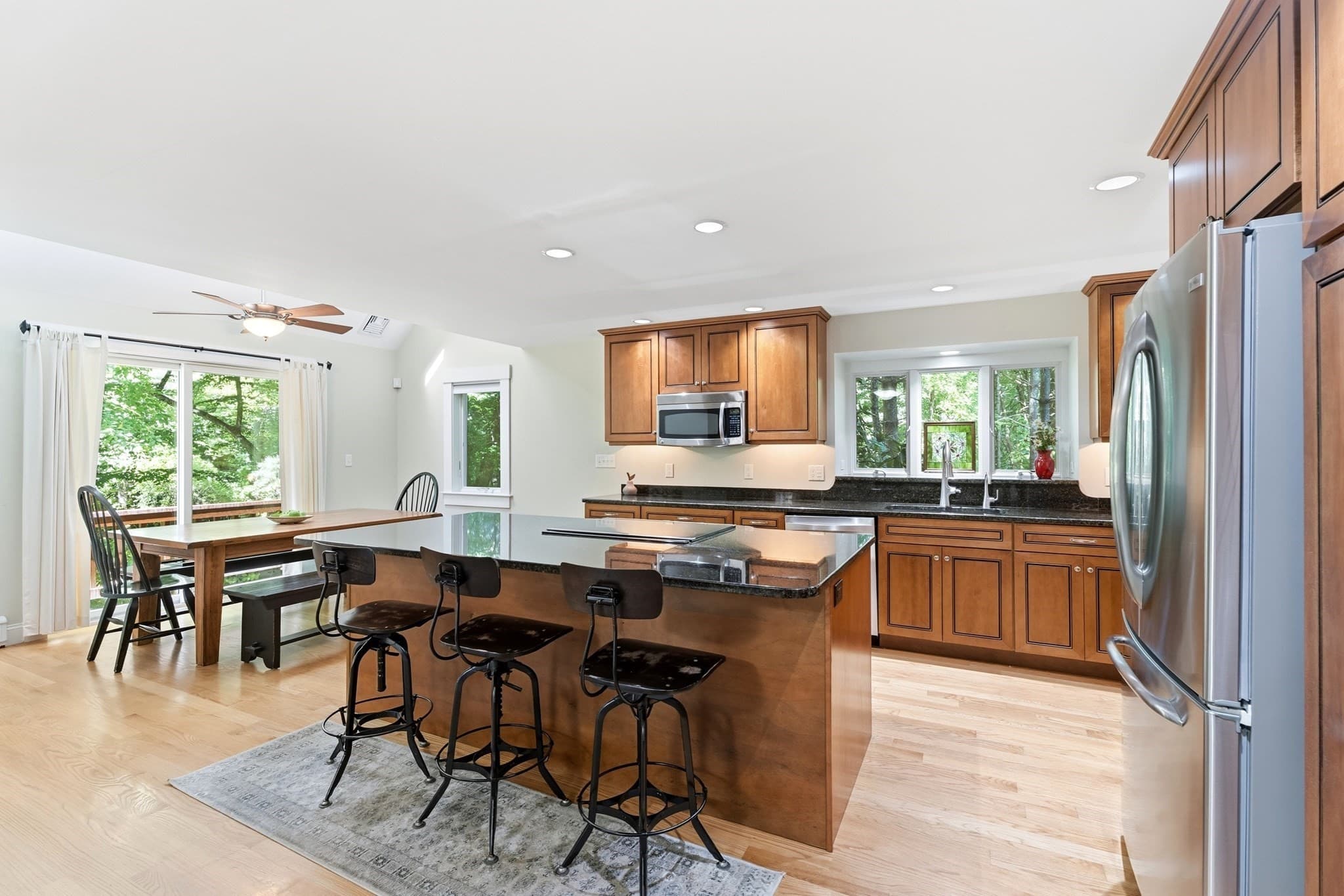 Condominium at 13 Bates Ln # 13, Westford MA 01886, Westford, photo 5 of 33