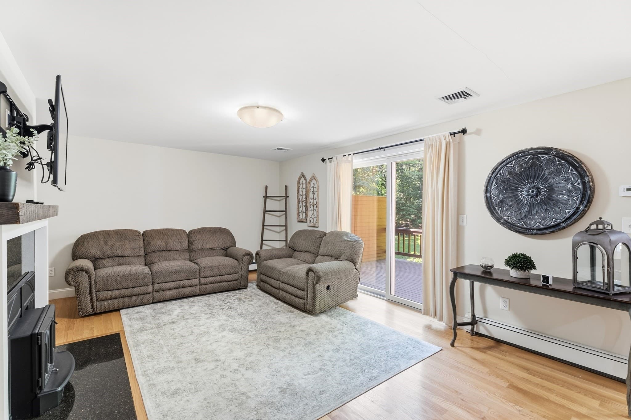 Condominium at 13 Bates Ln # 13, Westford MA 01886, Westford, photo 10 of 33