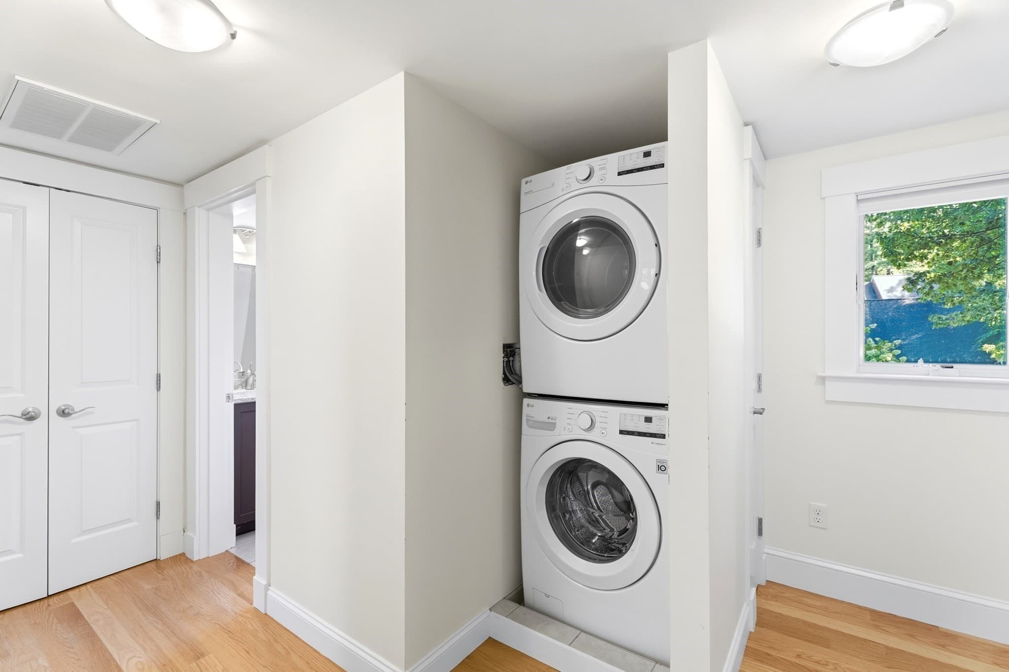 Condominium at 13 Bates Ln # 13, Westford MA 01886, Westford, photo 15 of 33