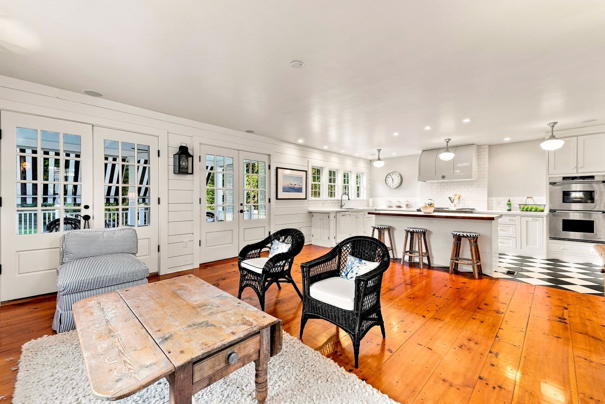 Single Family Residence at 81 Central St, Andover MA 01810, photo 12 of 36