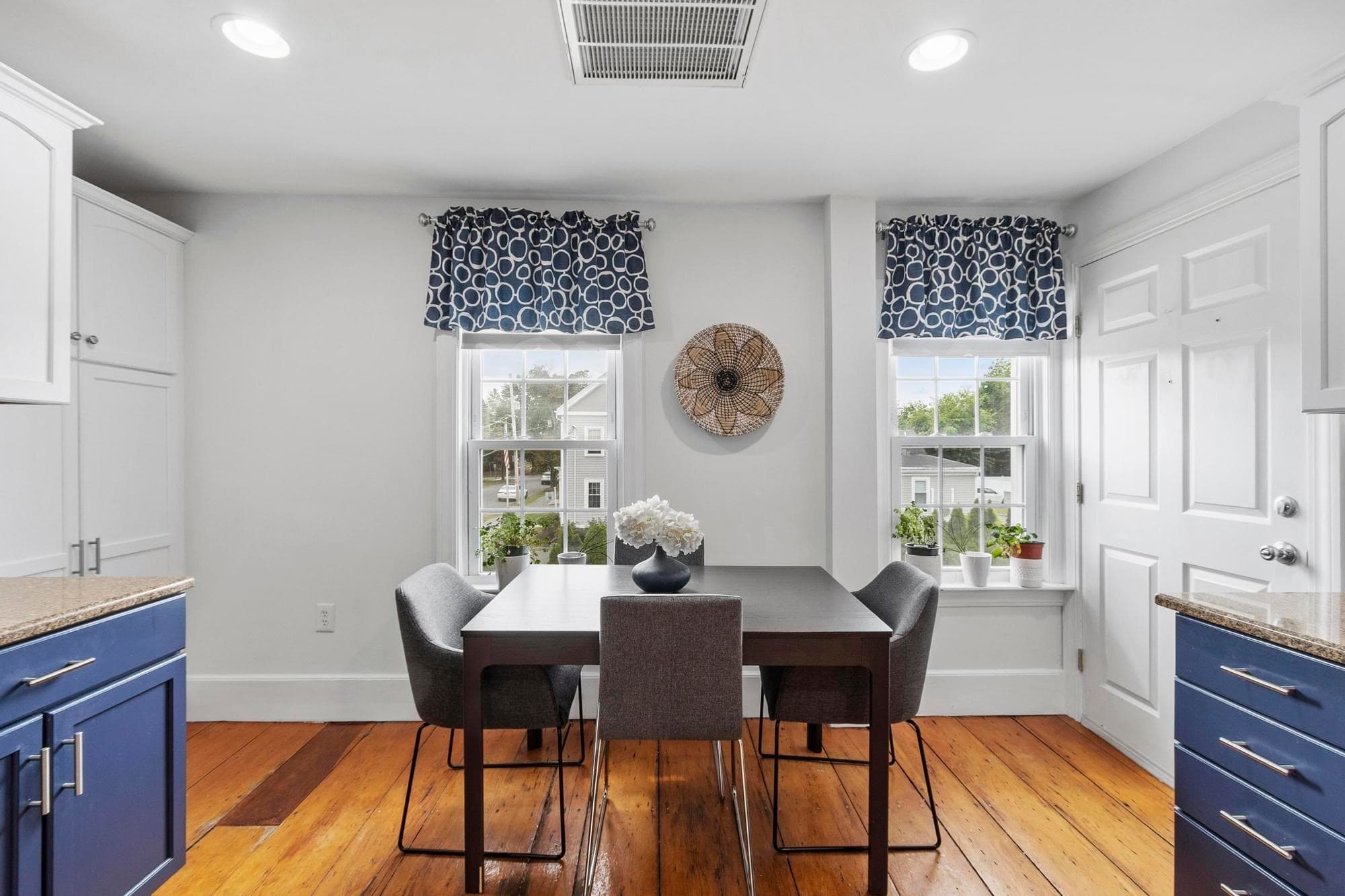 Condominium at 11 Cherry St # 3, Danvers MA 01923, Danvers, photo 10 of 26