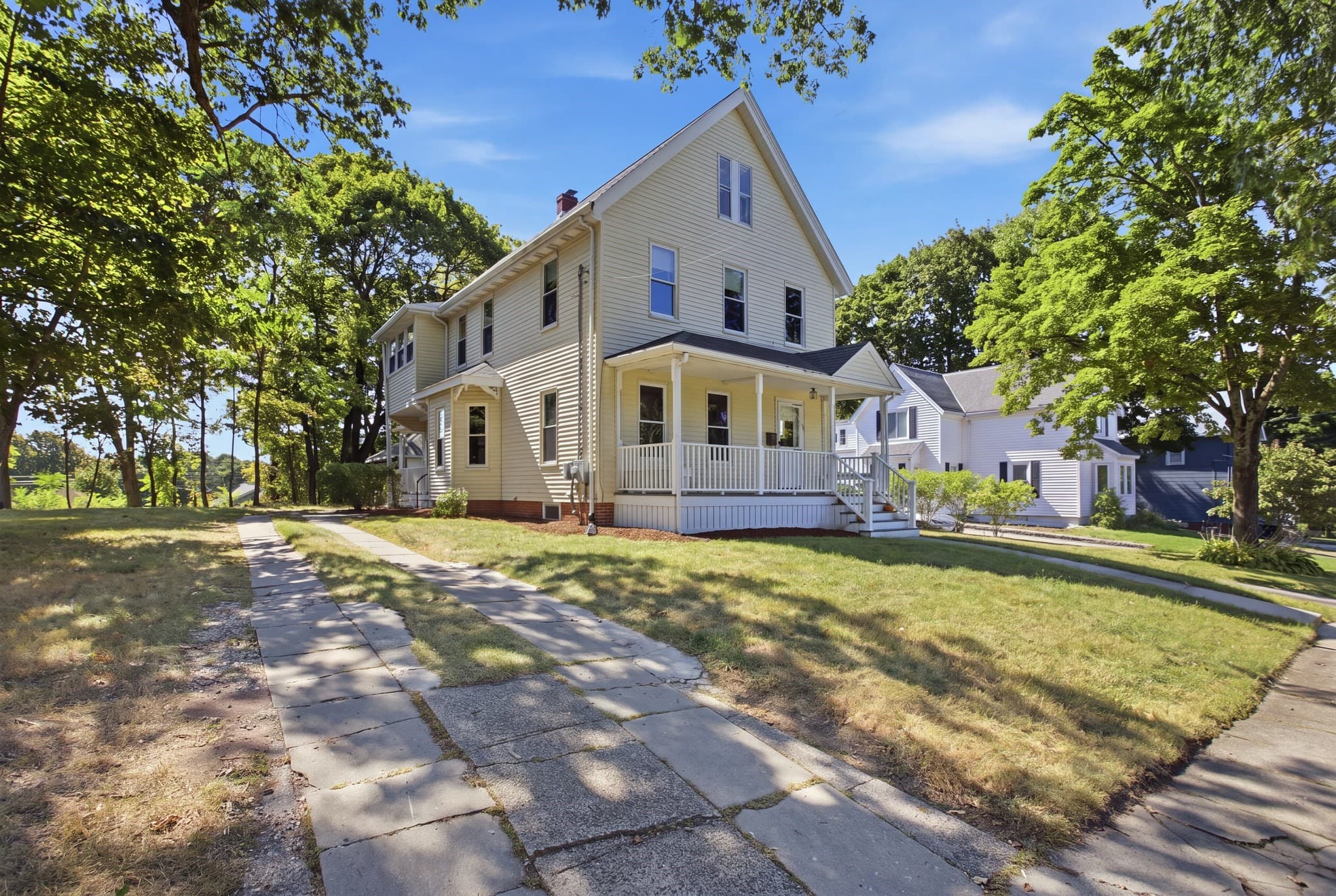 Single Family Residence at 38 Highland St, Reading MA 01867, photo 3 of 42
