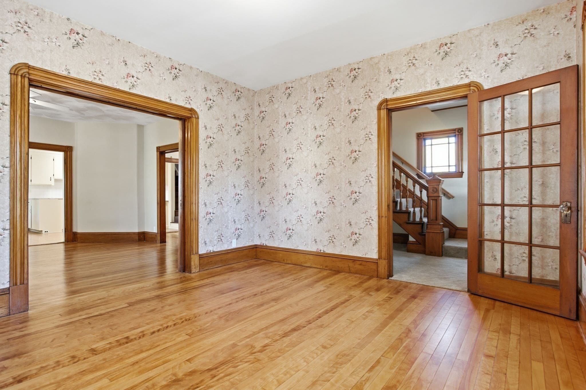 Single Family Residence at 38 Highland St, Reading MA 01867, photo 9 of 42