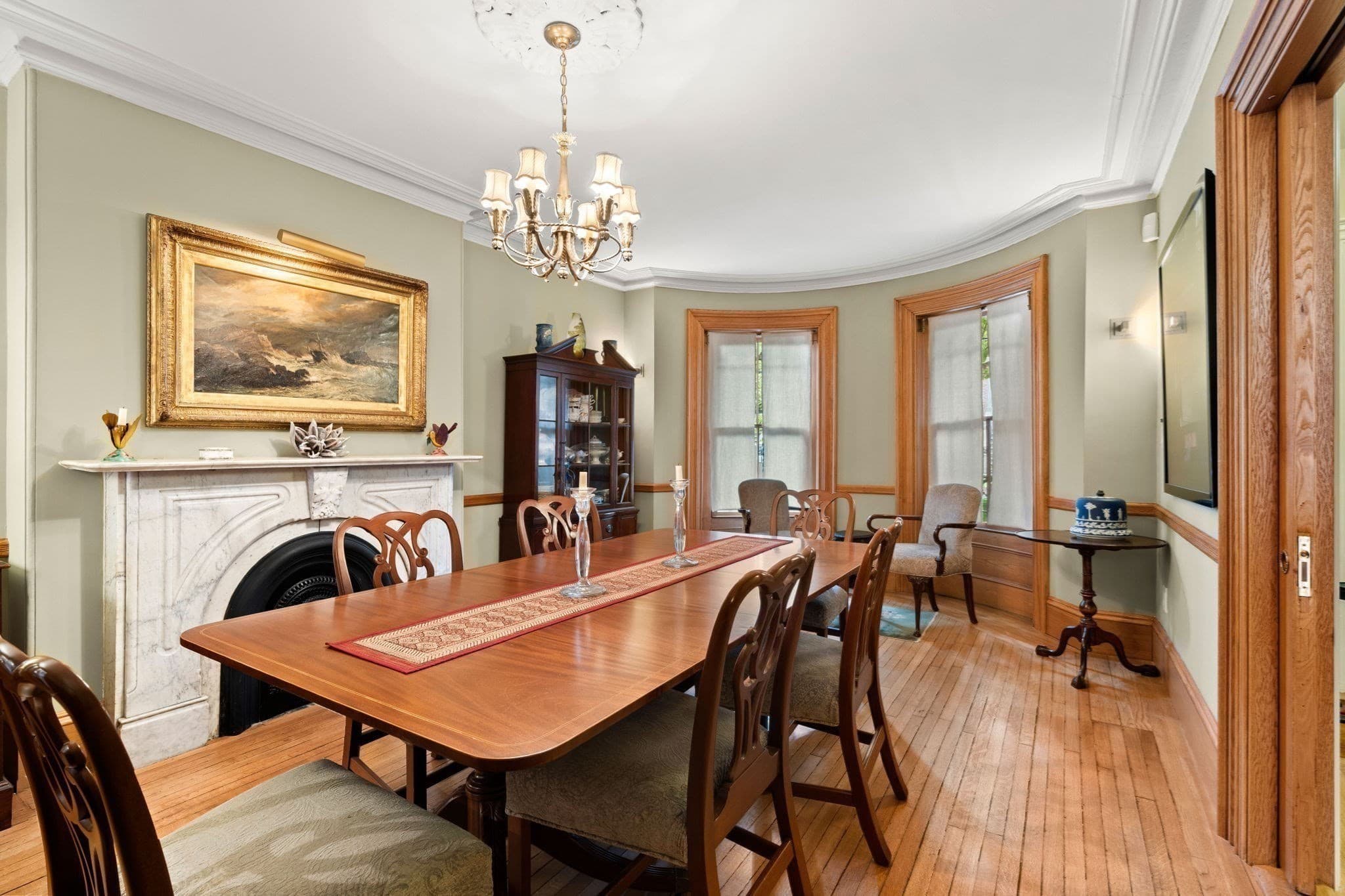 Single Family Residence at 41 Concord Sq, Boston MA 02118, Boston, photo 6 of 26