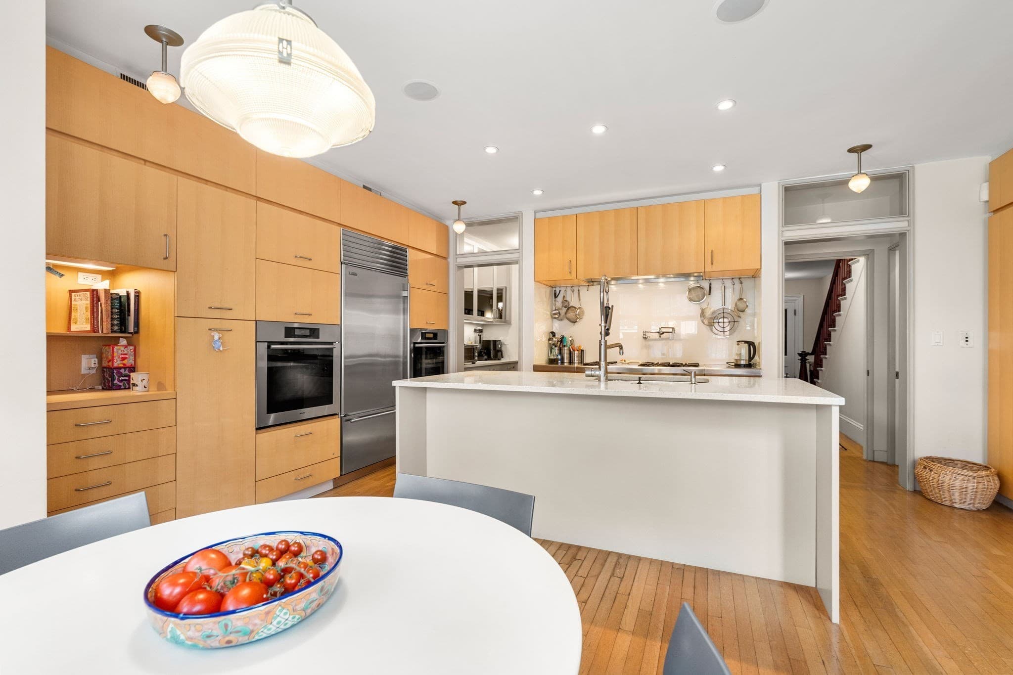Single Family Residence at 41 Concord Sq, Boston MA 02118, Boston, photo 4 of 26