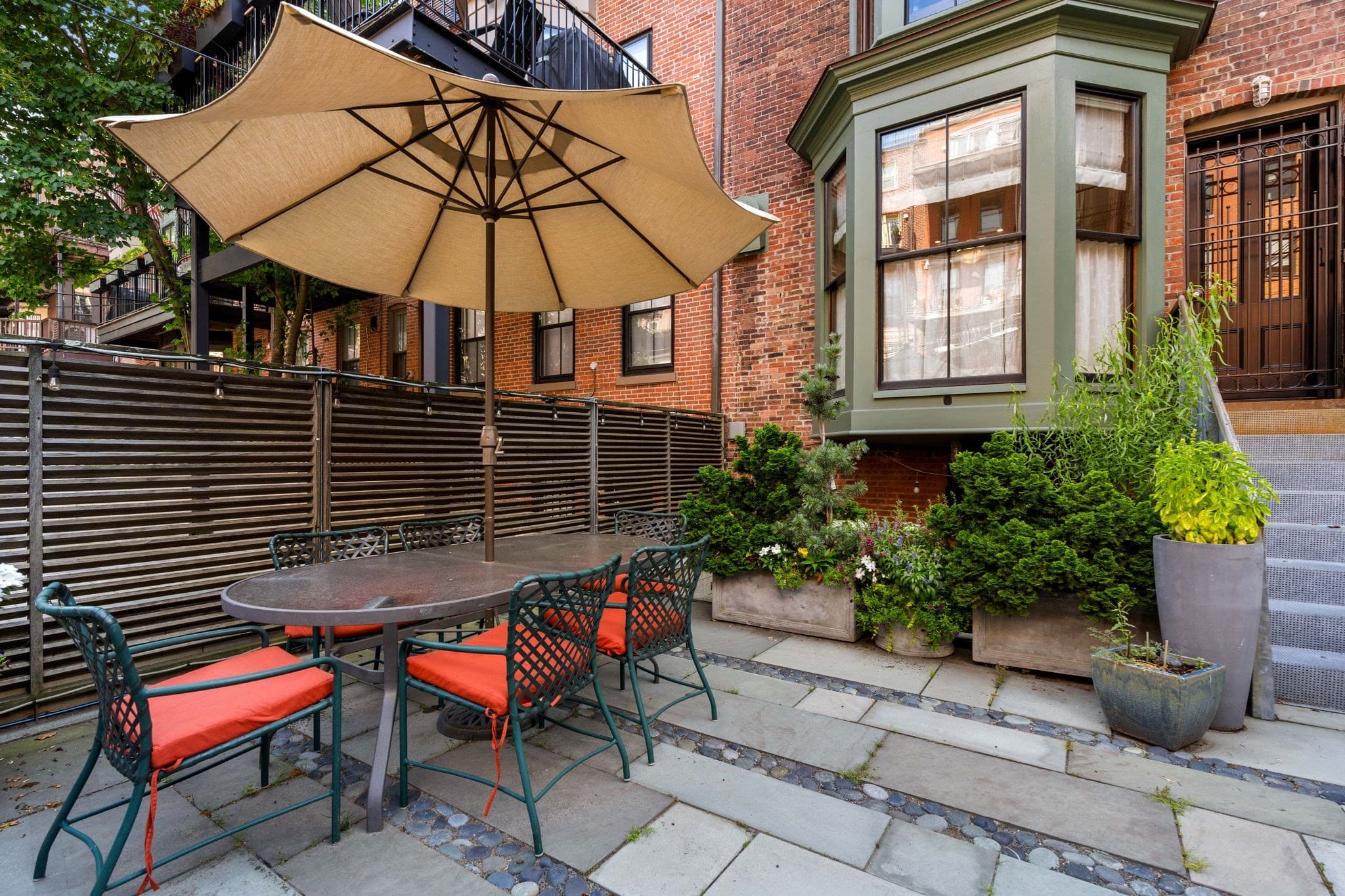 Single Family Residence at 41 Concord Sq, Boston MA 02118, Boston, photo 25 of 26