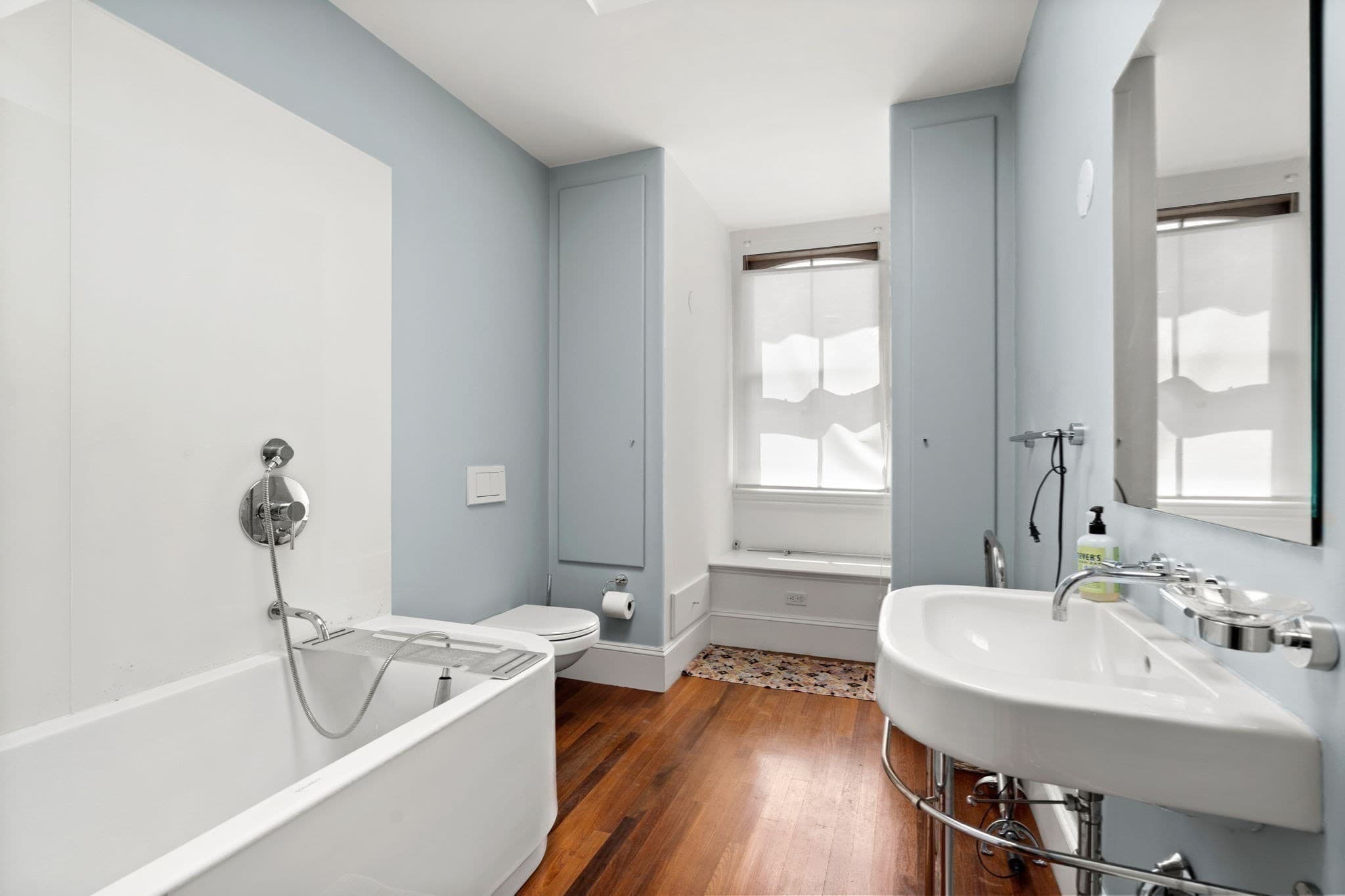 Single Family Residence at 41 Concord Sq, Boston MA 02118, Boston, photo 21 of 26