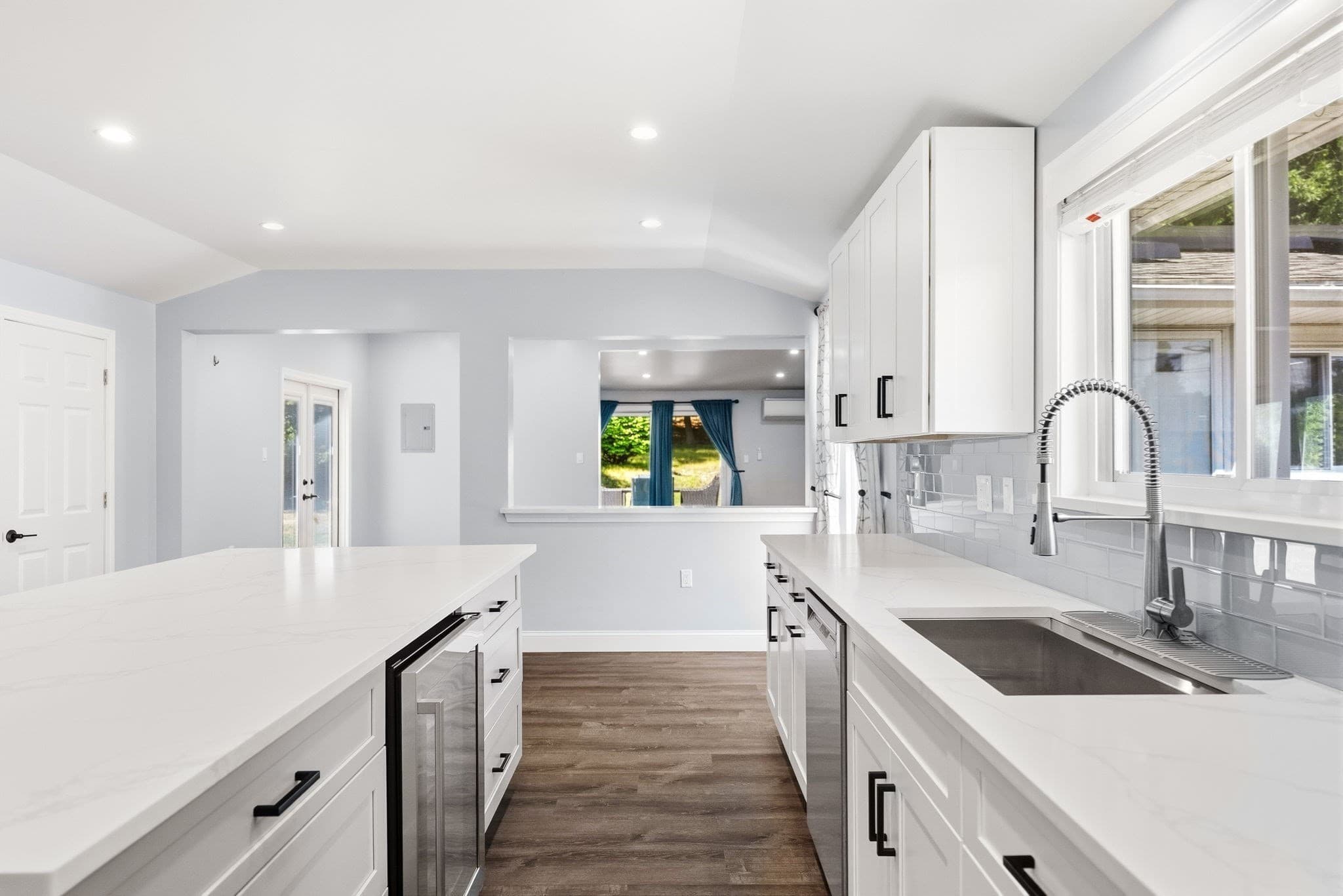 Single Family Residence at 23 Joseph Rd, Framingham MA 01701, Framingham, photo 13 of 42