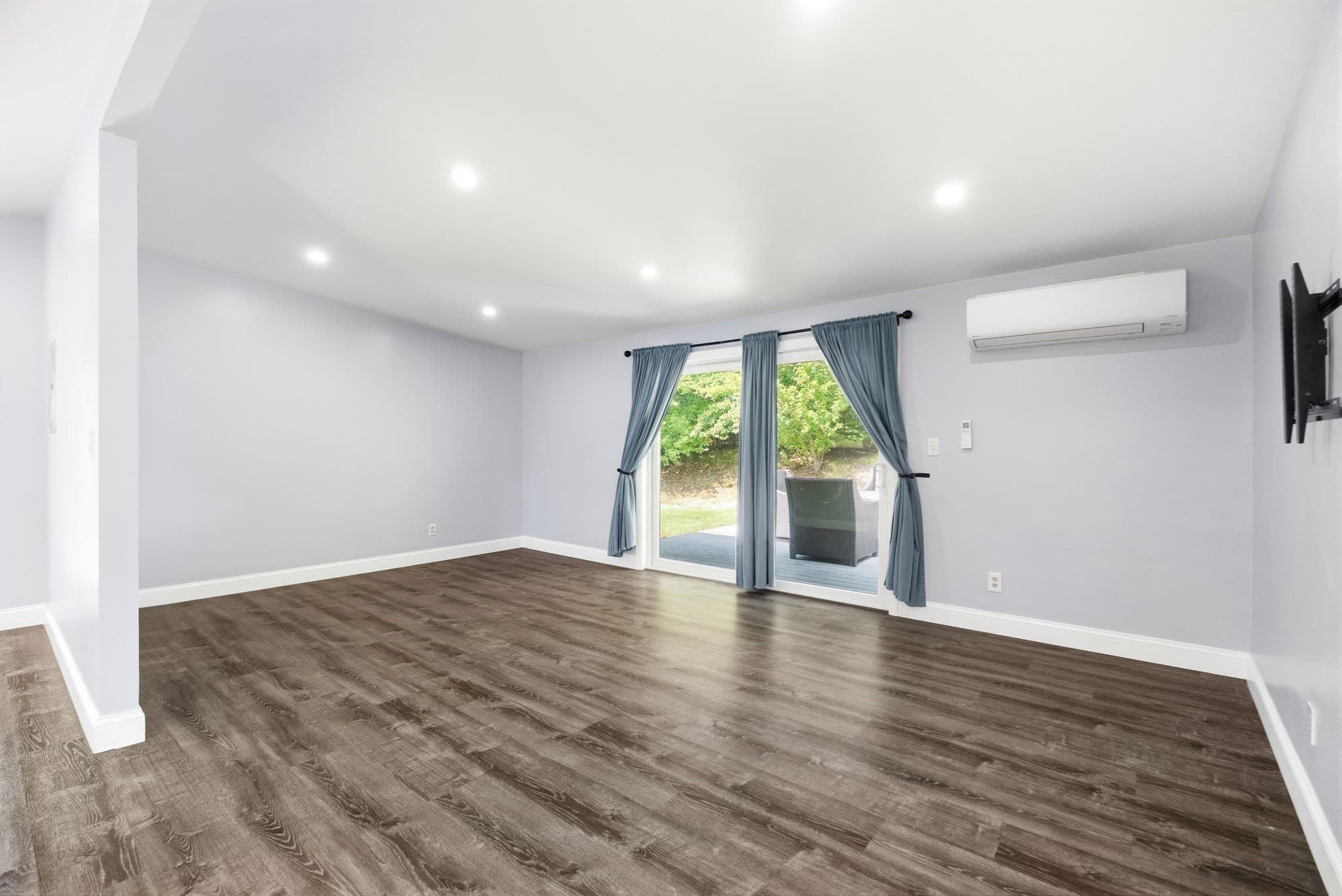 Single Family Residence at 23 Joseph Rd, Framingham MA 01701, Framingham, photo 17 of 42