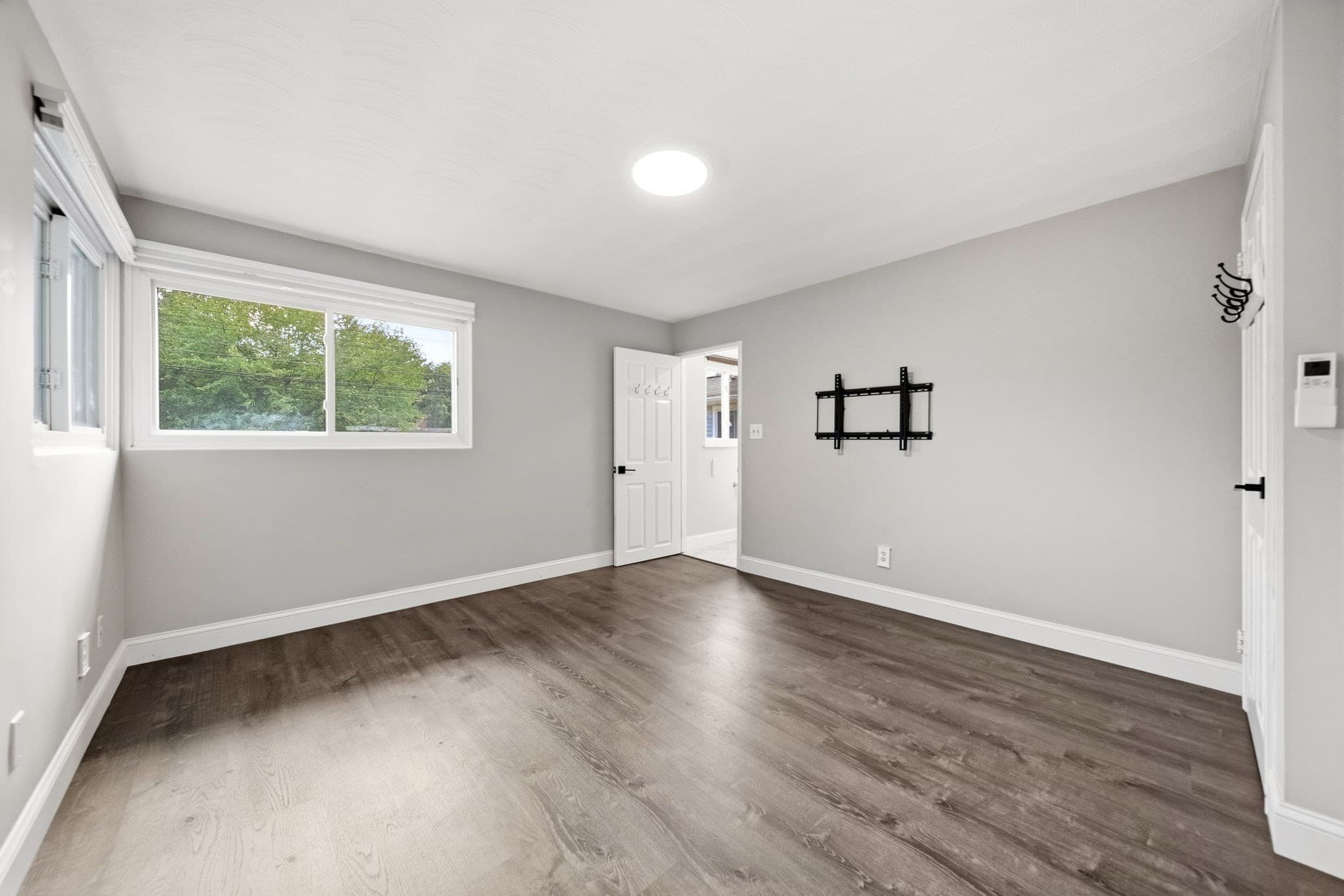 Single Family Residence at 23 Joseph Rd, Framingham MA 01701, Framingham, photo 24 of 42