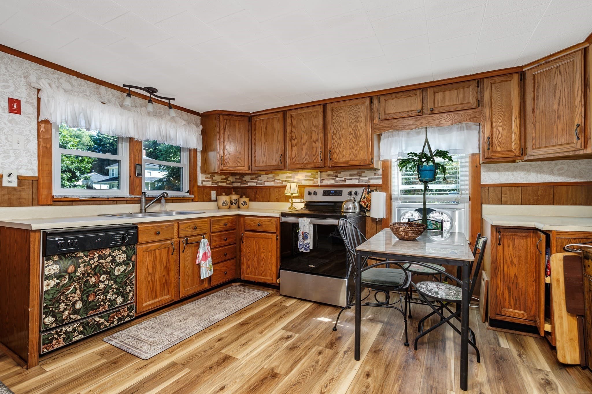 Single Family Residence at 419 Harvard Ave, Athol MA 01331, Athol, photo 2 of 42