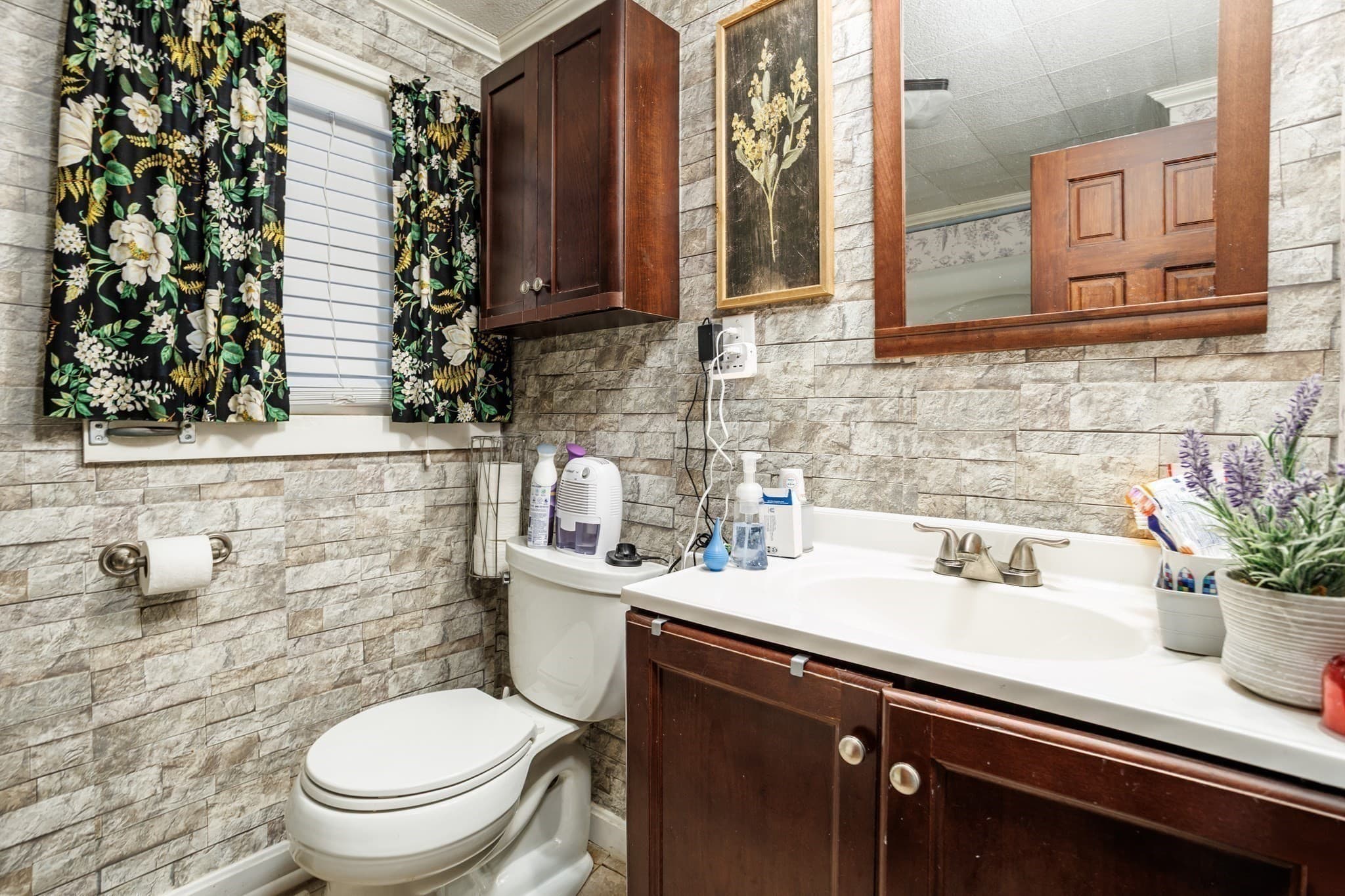 Single Family Residence at 419 Harvard Ave, Athol MA 01331, Athol, photo 4 of 42