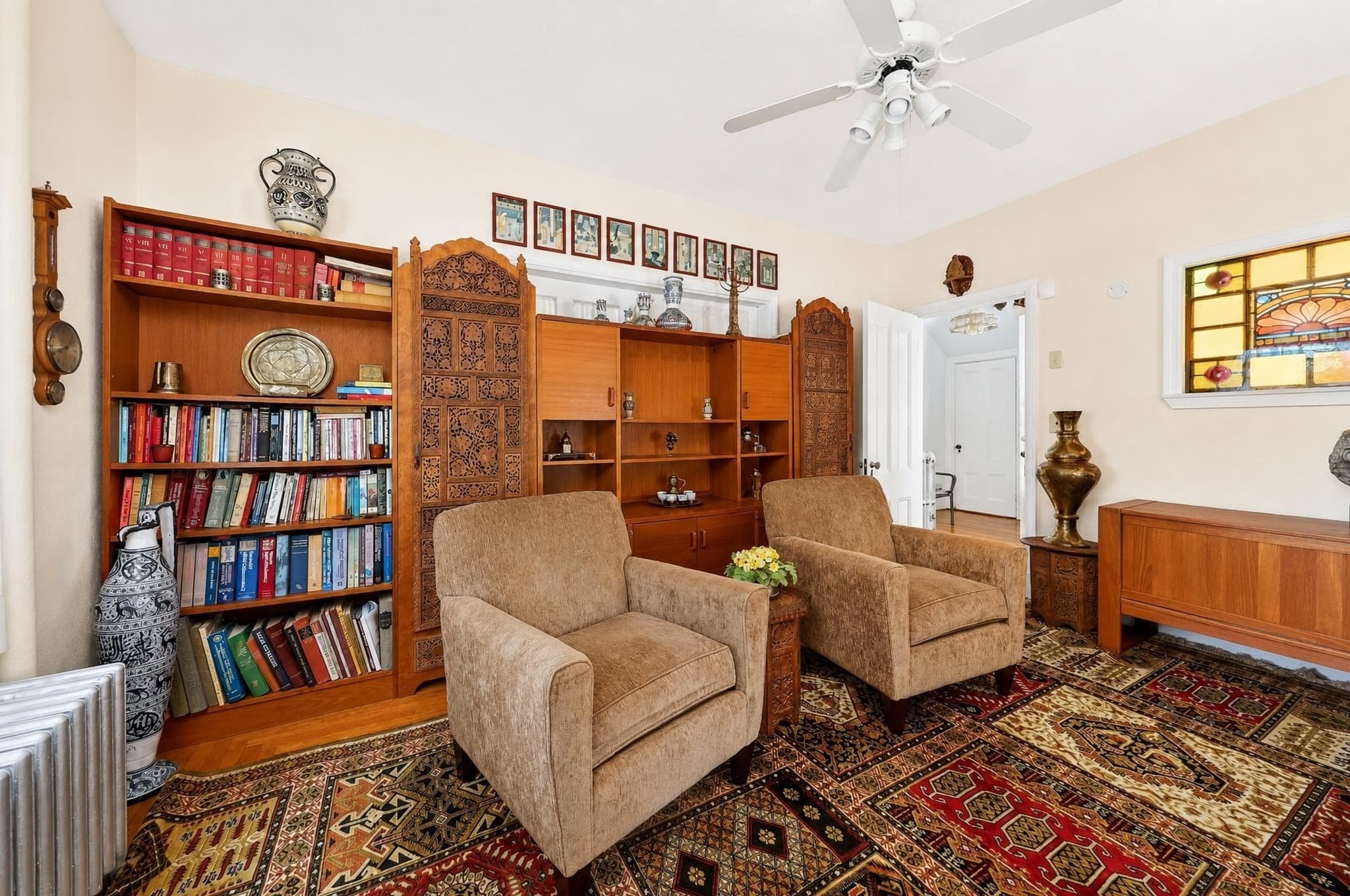 Single Family Residence at 45 Hunt Street, Weymouth MA 02191, photo 5 of 30
