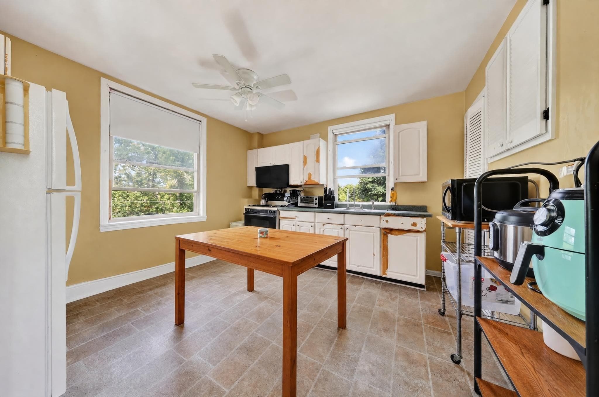 Single Family Residence at 45 Hunt Street, Weymouth MA 02191, photo 11 of 30