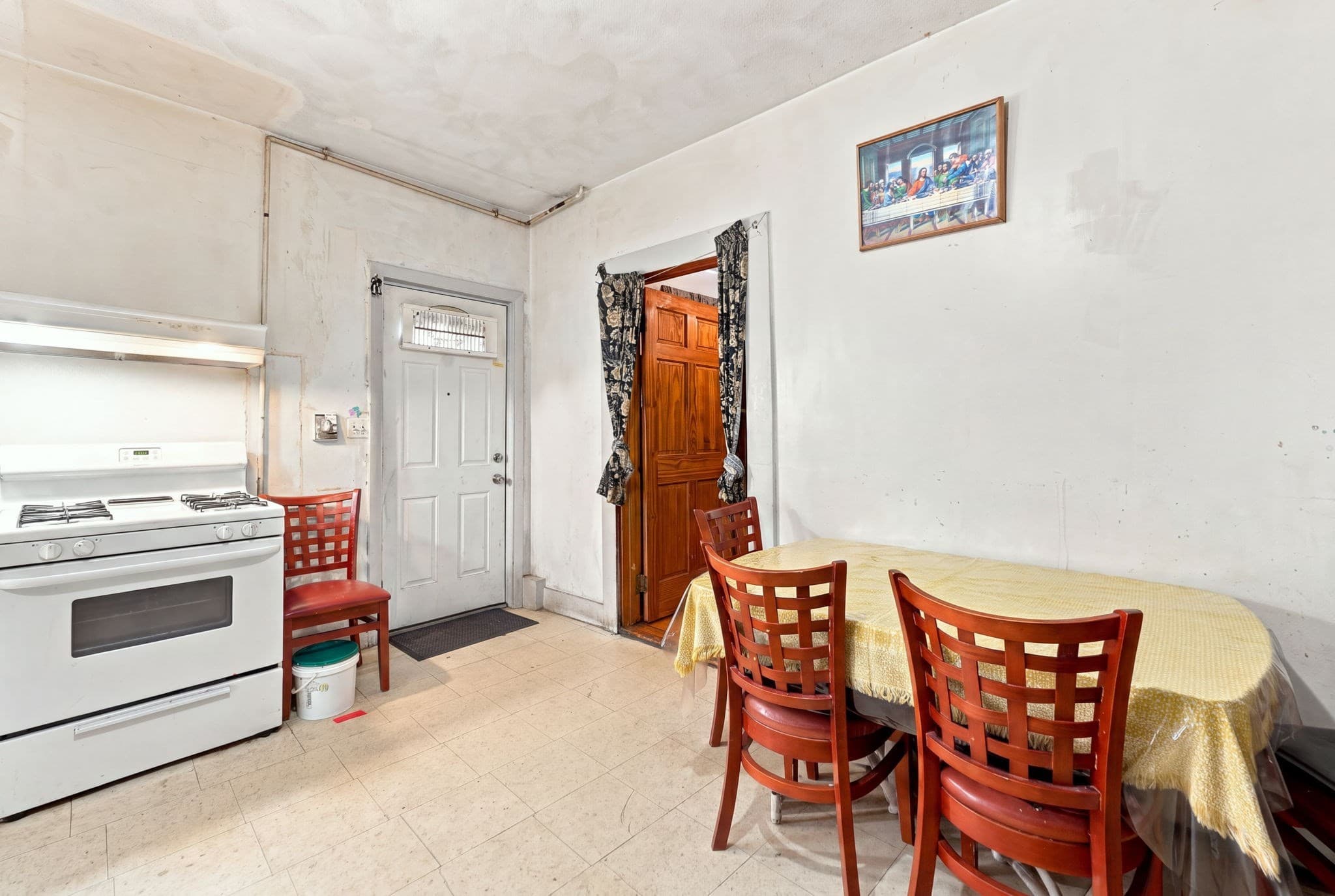 3 Family at 427 Broadway, Lynn MA 01904, Lynn, photo 17 of 42