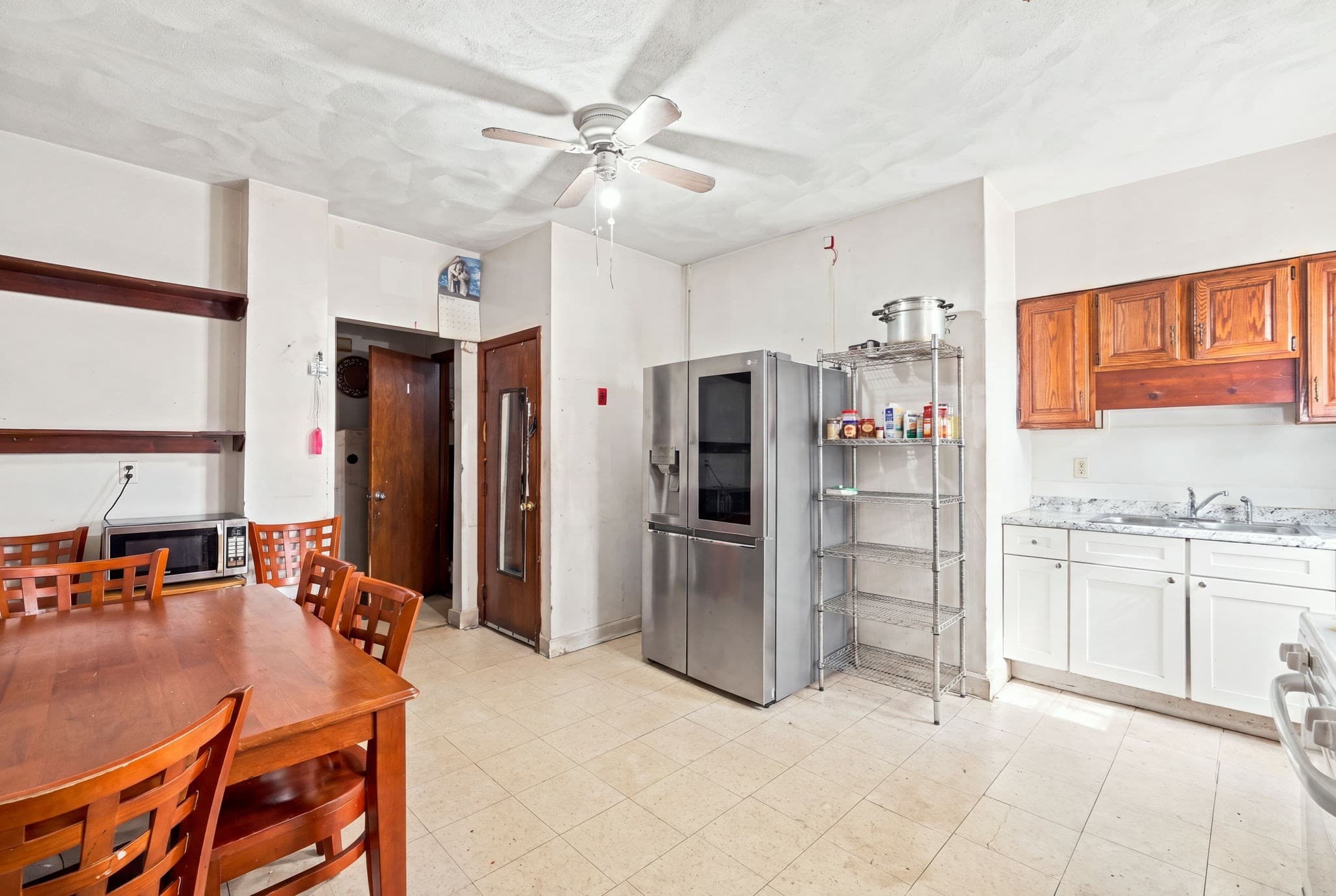 3 Family at 427 Broadway, Lynn MA 01904, Lynn, photo 16 of 42