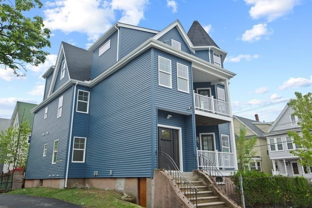 3 Family at 197 Vine St, Everett MA 02149, Everett, photo 2 of 18