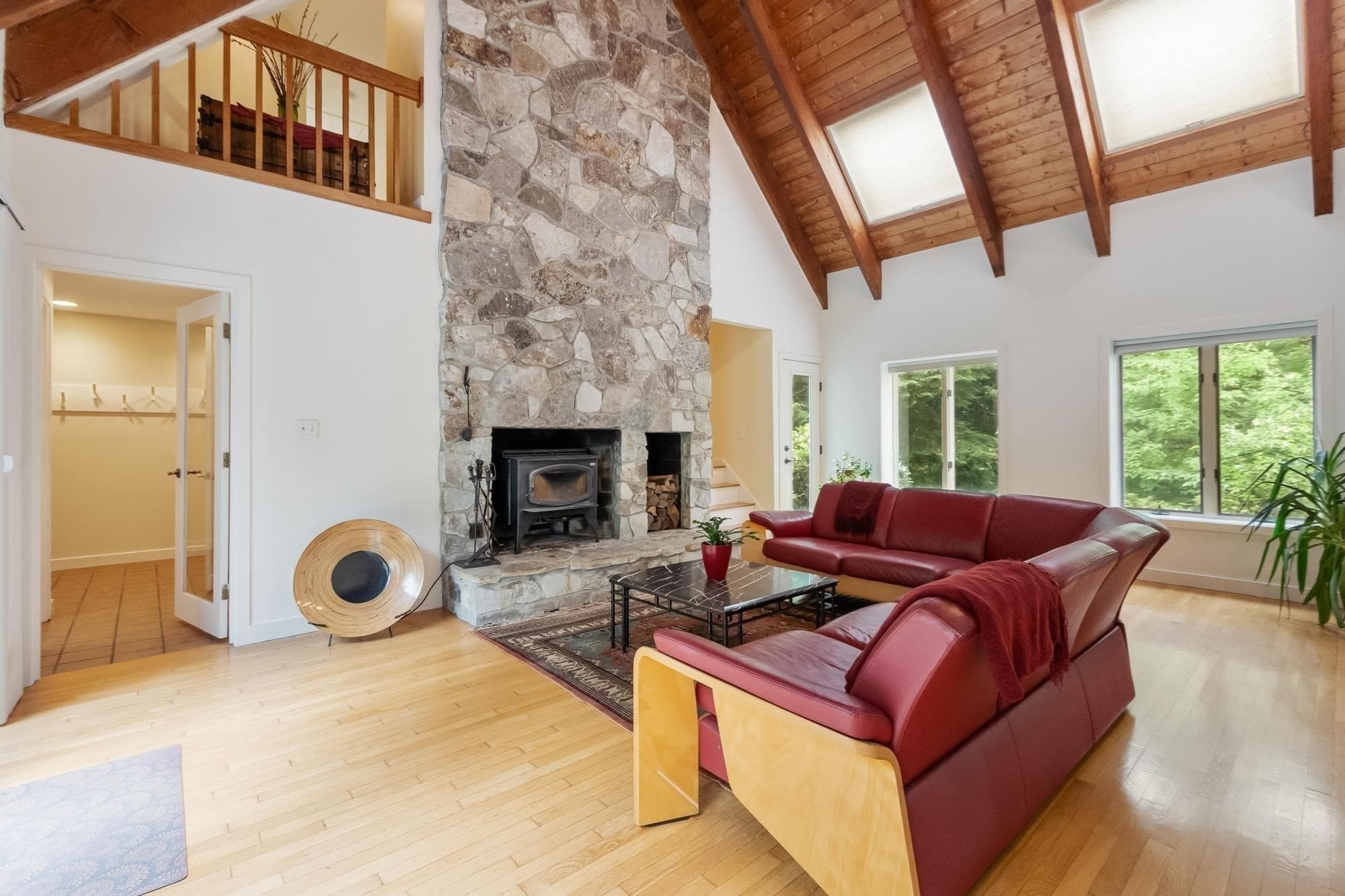 Single Family Residence at 2 Sutton Pl, Acton MA 01720, Acton, photo 12 of 42