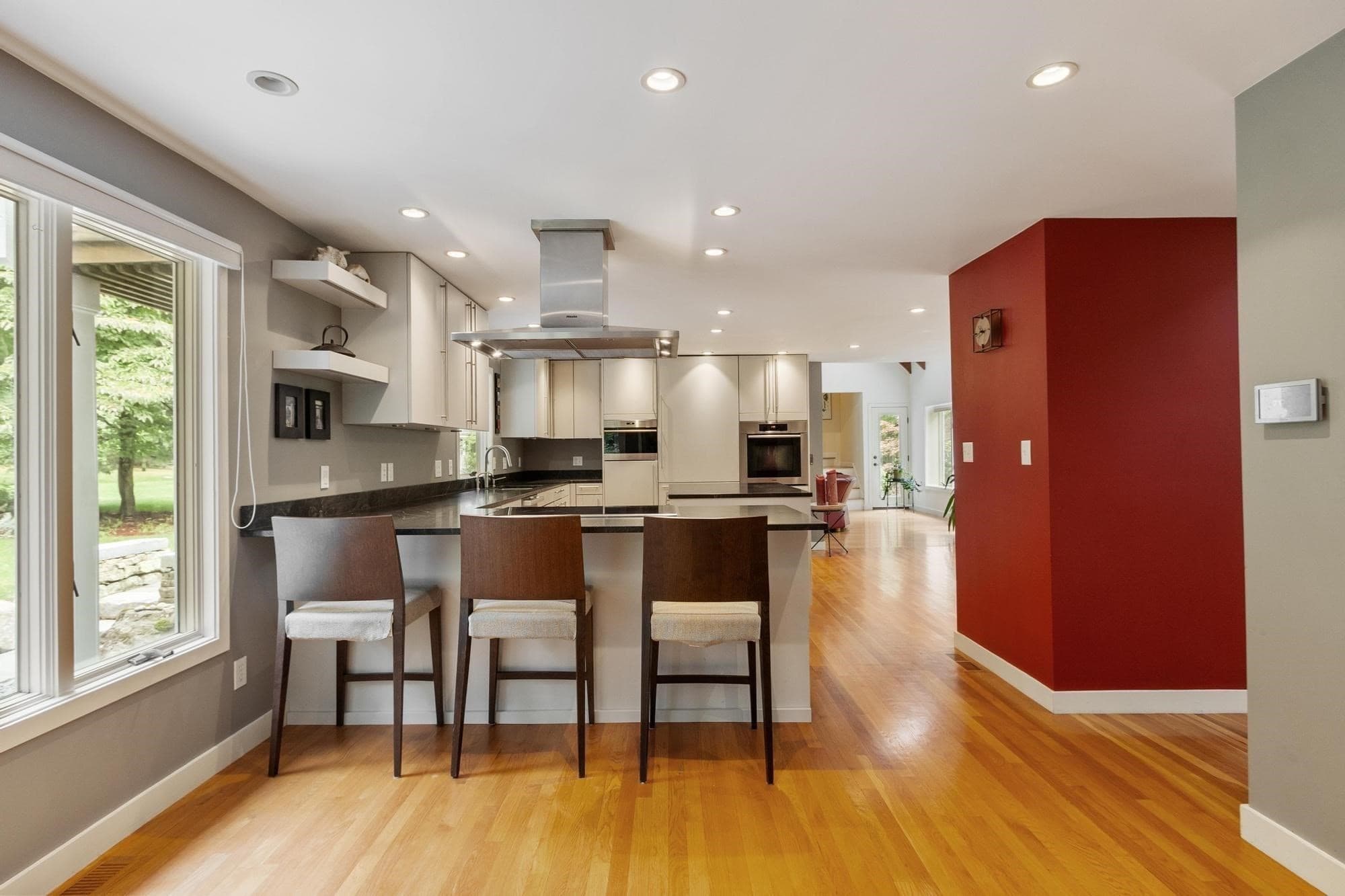 Single Family Residence at 2 Sutton Pl, Acton MA 01720, Acton, photo 8 of 42