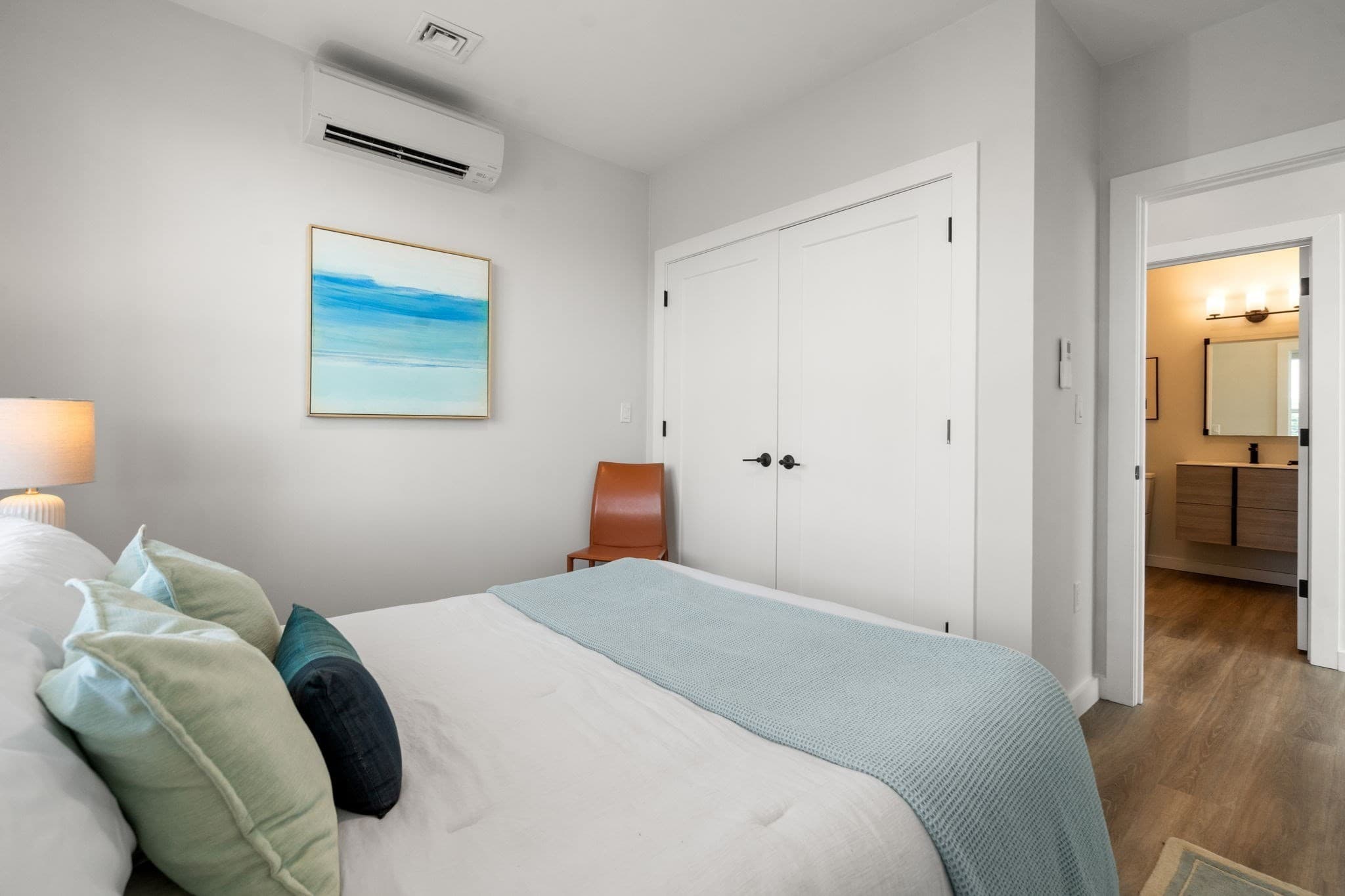 Condominium at 10 Somerset # 402U, Winthrop MA 02152, Winthrop, photo 21 of 35