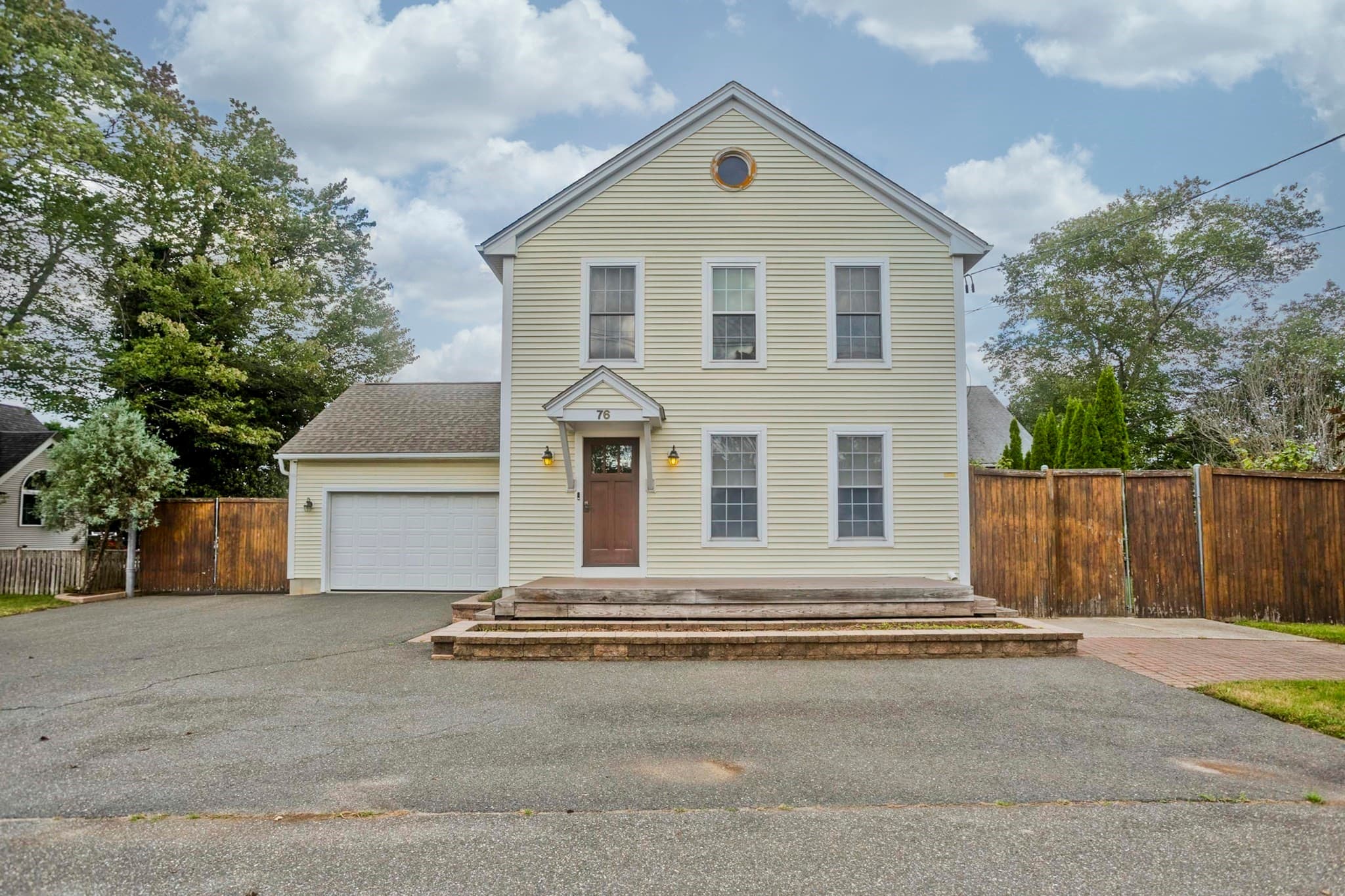 76 Somers Road, East Longmeadow MA 01028