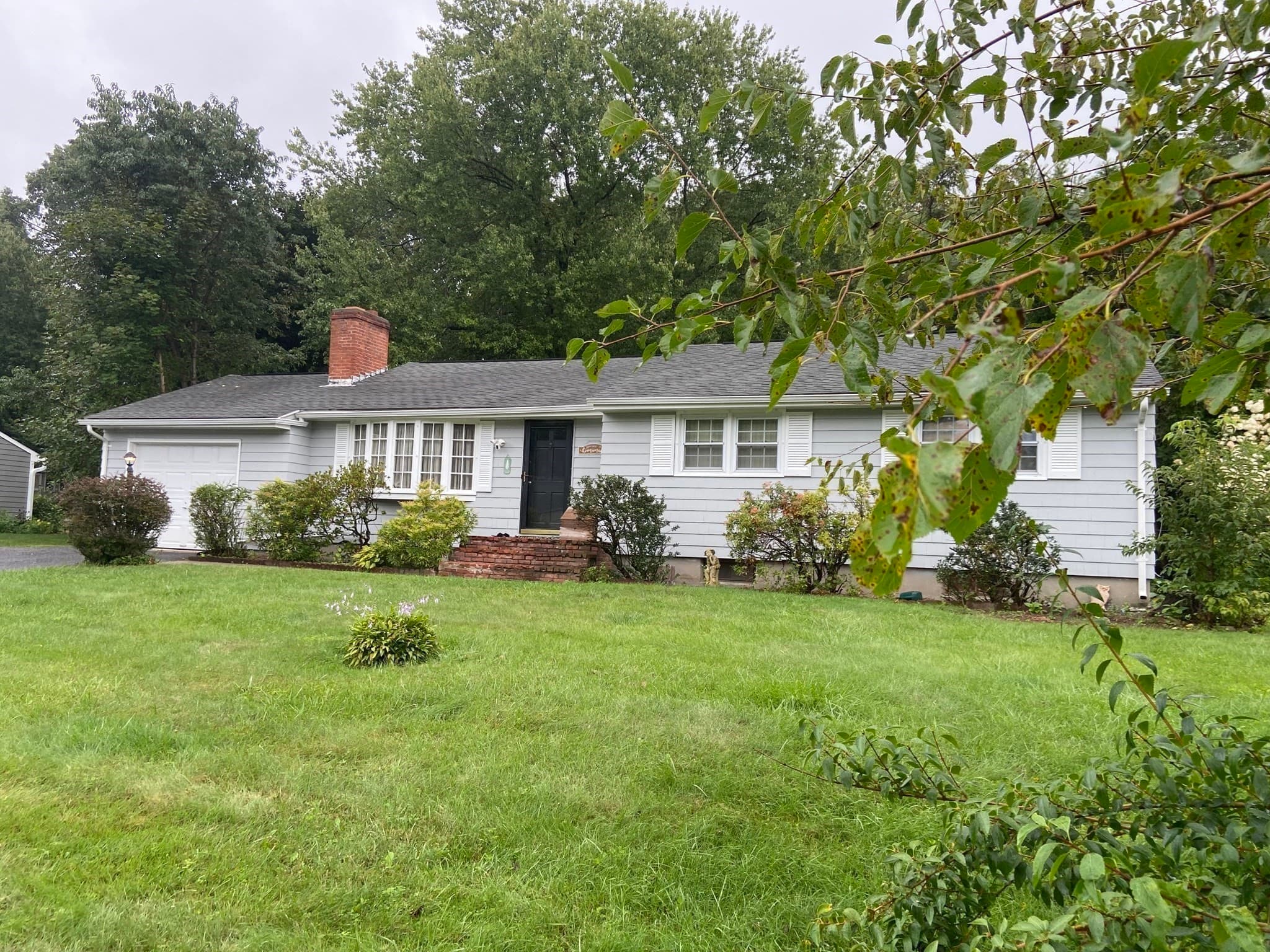 Single Family Residence at 84 Hillside Drive, East Longmeadow MA 01028, East Longmeadow, photo 3 of 19