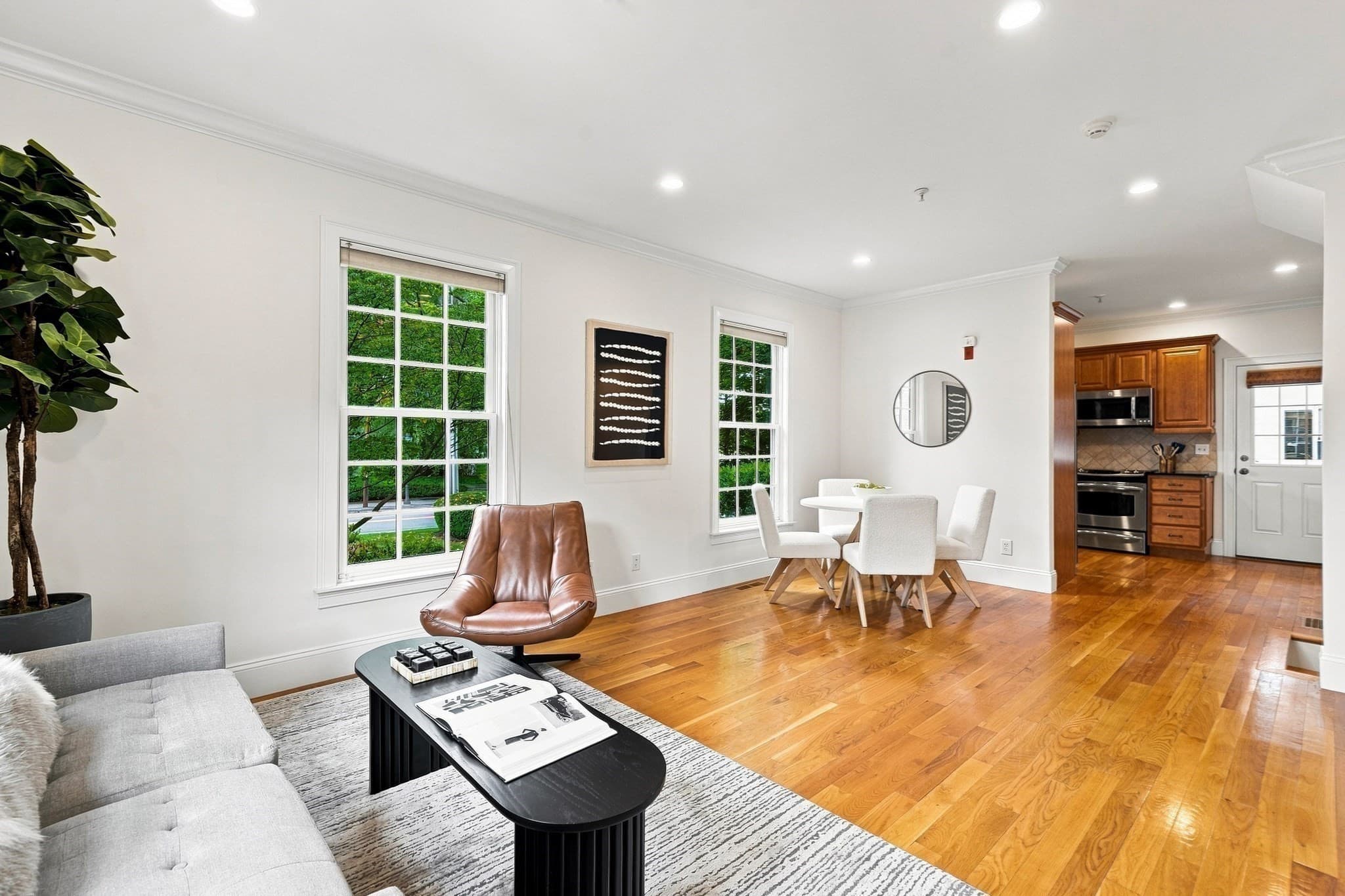 Condominium at 426 Main St # 1, Waltham MA 02452, photo 6 of 34