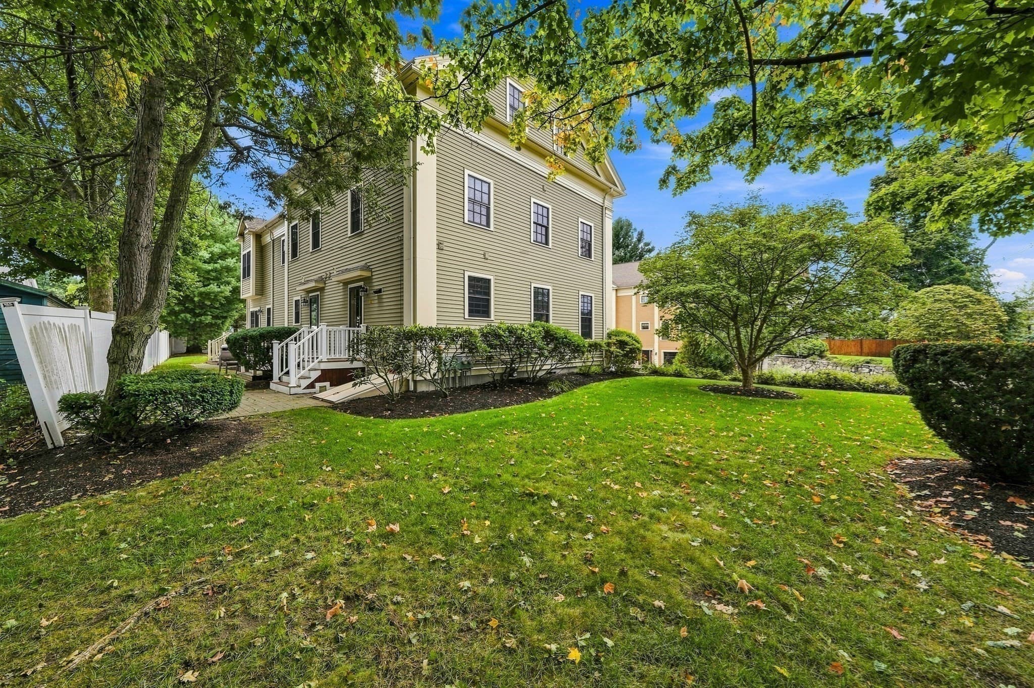 Condominium at 426 Main St # 1, Waltham MA 02452, photo 30 of 34