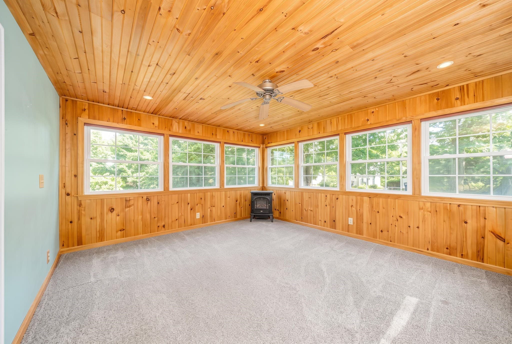 Single Family Residence at 155 Forest St, Haverhill MA 01832, Haverhill, photo 23 of 39