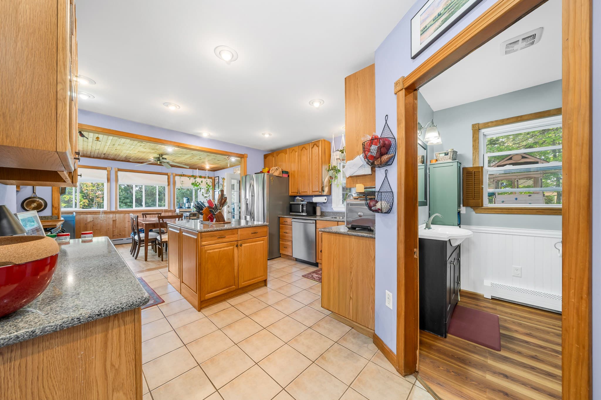 Single Family Residence at 155 Forest St, Haverhill MA 01832, Haverhill, photo 12 of 39
