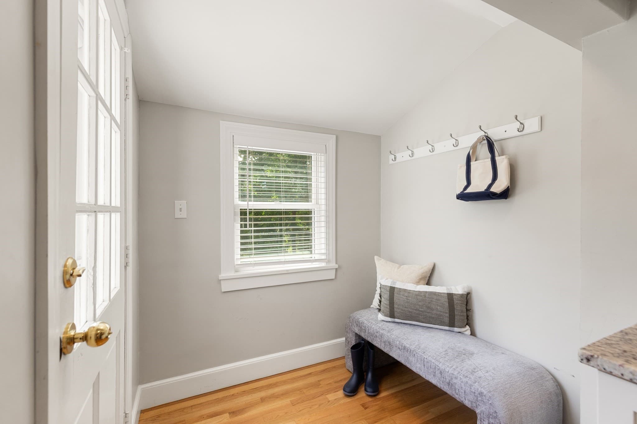 Single Family Residence at 11 Stratham Rd, Lexington MA 02421, Lexington, photo 16 of 36