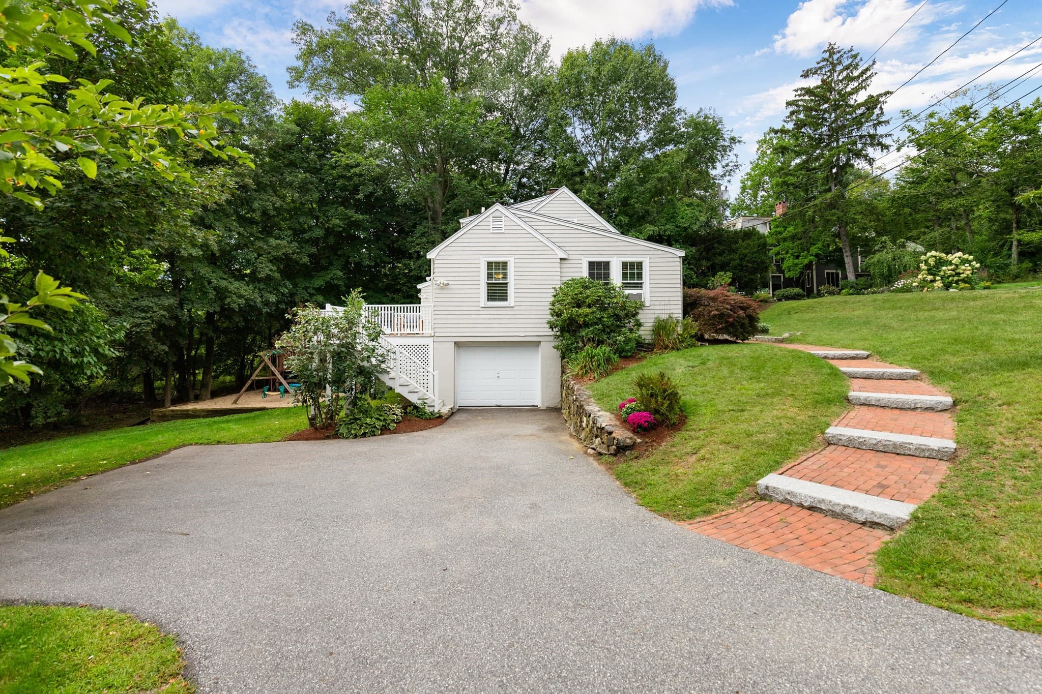 Single Family Residence at 11 Stratham Rd, Lexington MA 02421, Lexington, photo 4 of 36