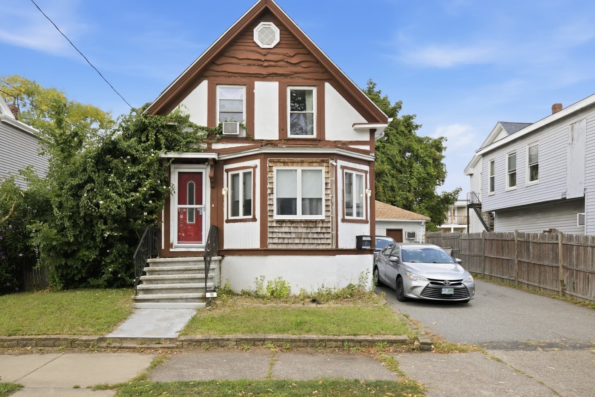 Single Family Residence at 18 Melvin Ave, Lynn MA 01902, Lynn, photo 2 of 28