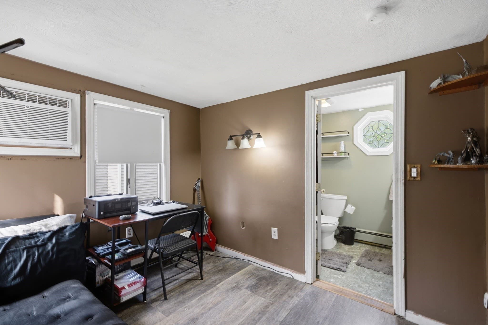 Single Family Residence at 18 Melvin Ave, Lynn MA 01902, Lynn, photo 13 of 28
