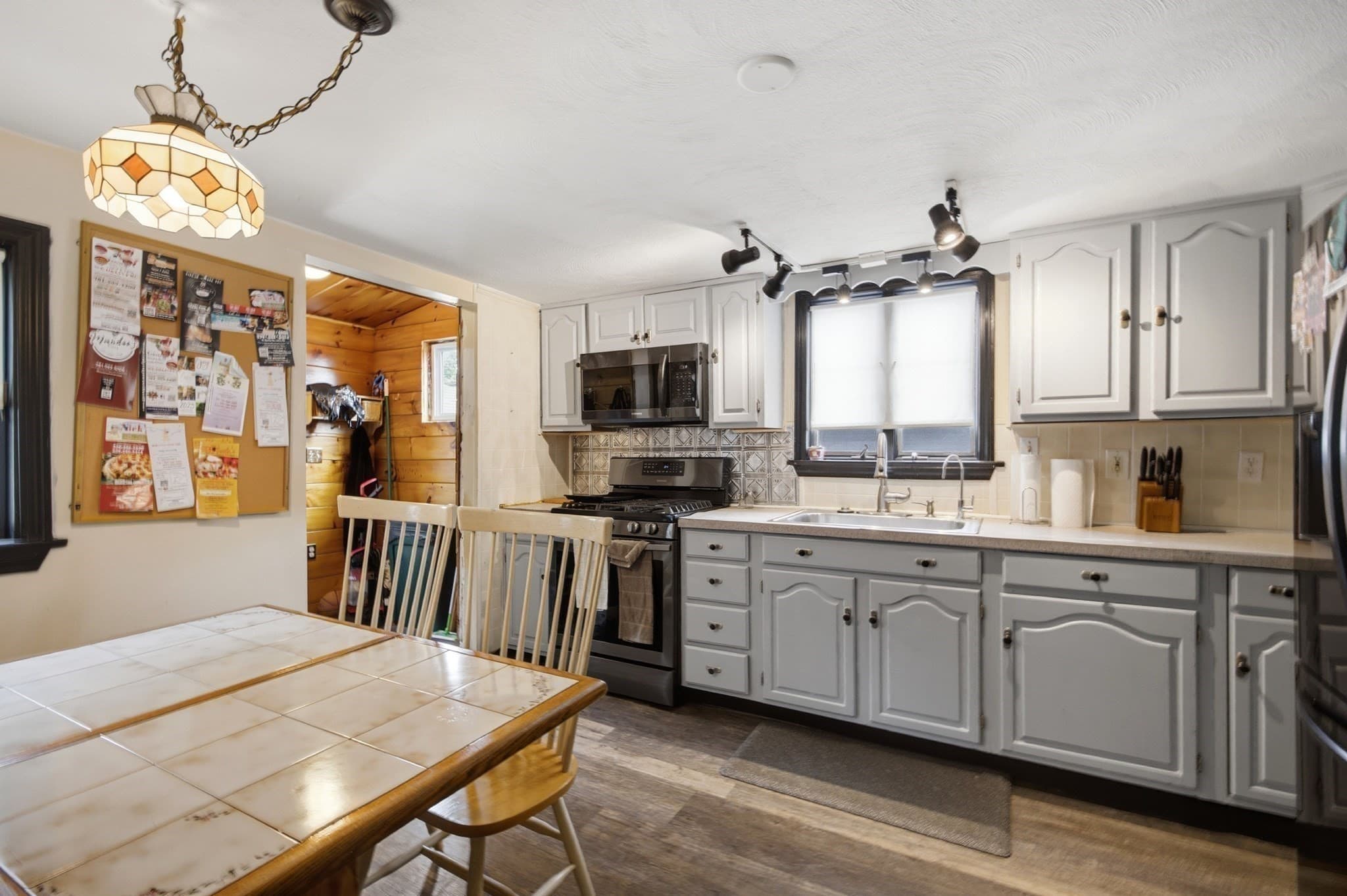 Single Family Residence at 18 Melvin Ave, Lynn MA 01902, Lynn, photo 17 of 28