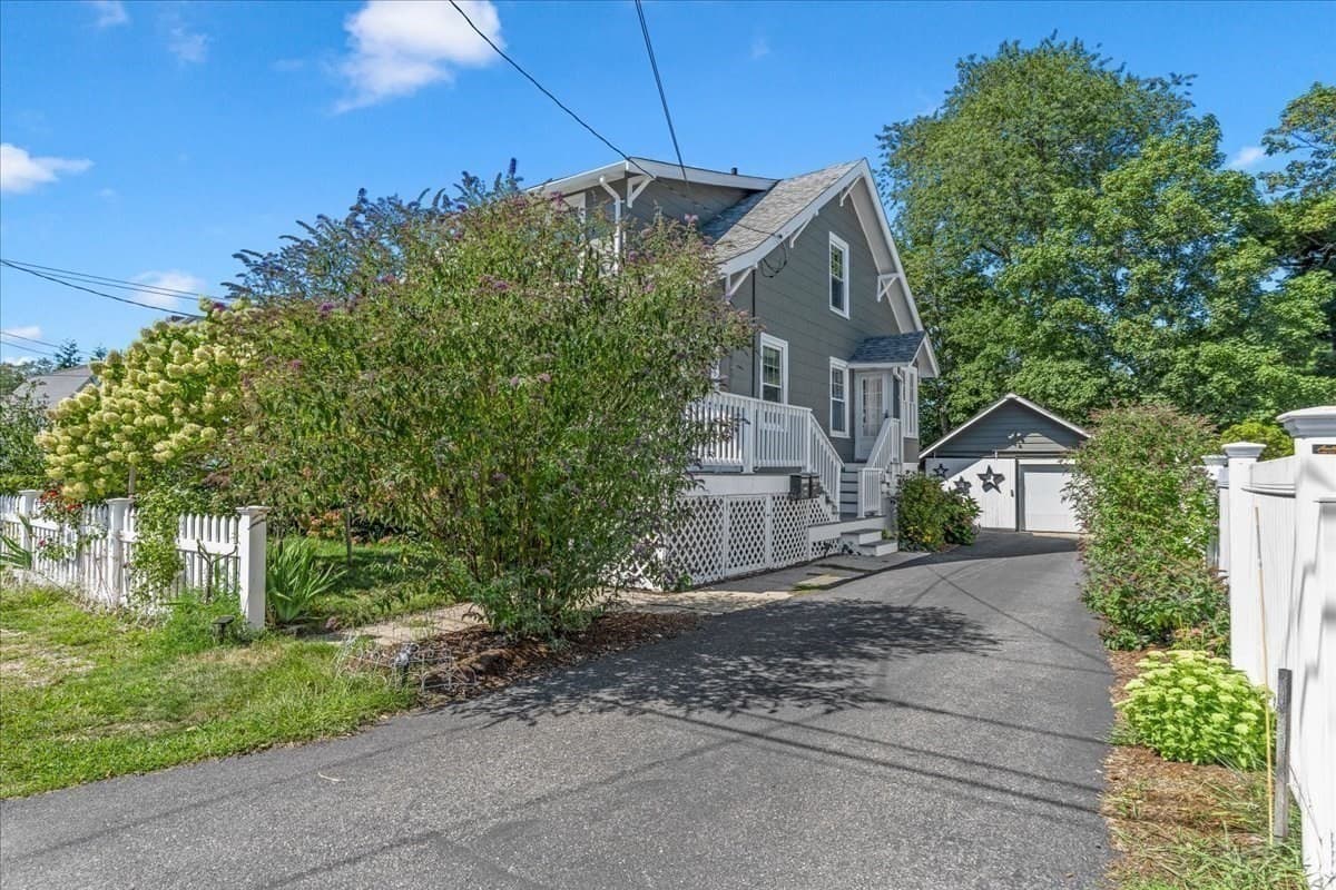 2 Family - 2 Units Up/Down at 22-24 Leonard Rd, Weymouth MA 02191, Weymouth, photo 22 of 25