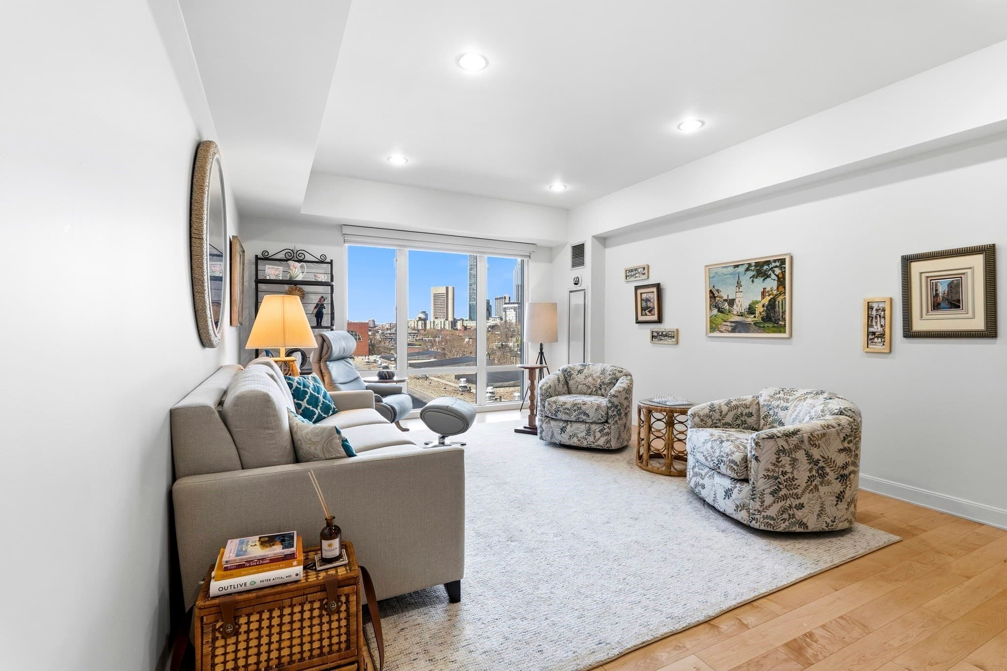 Condominium at 505 Tremont St # 613, Boston MA 02116, photo 2 of 20