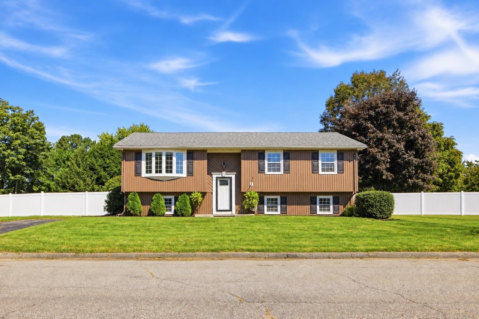 214 Dayton Street, Chicopee MA 01013