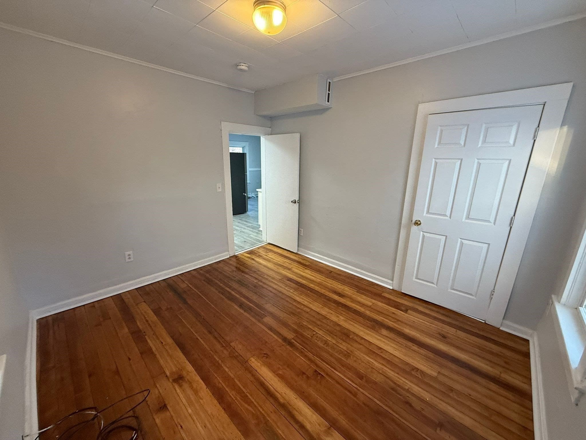 5-9 Family at 664 Main St, Southbridge MA 01550, Southbridge, photo 37 of 42