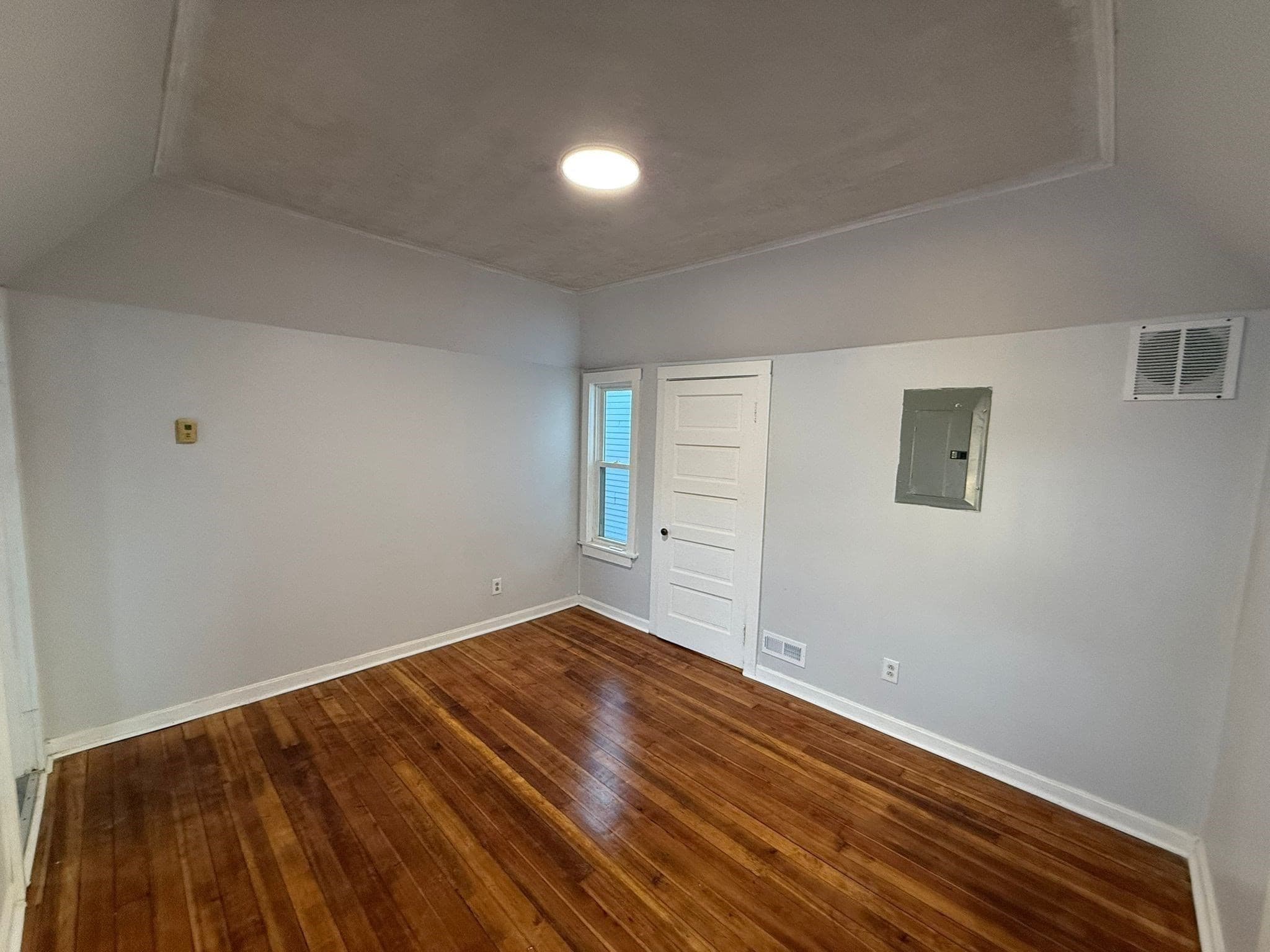 5-9 Family at 664 Main St, Southbridge MA 01550, Southbridge, photo 39 of 42