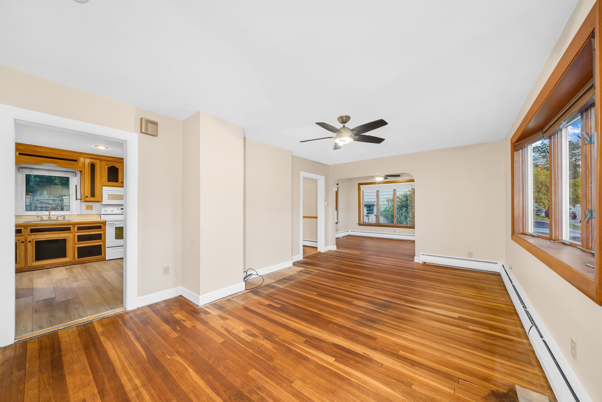 Single Family Residence at 60 S New St, Haverhill MA 01835, Haverhill, photo 6 of 35