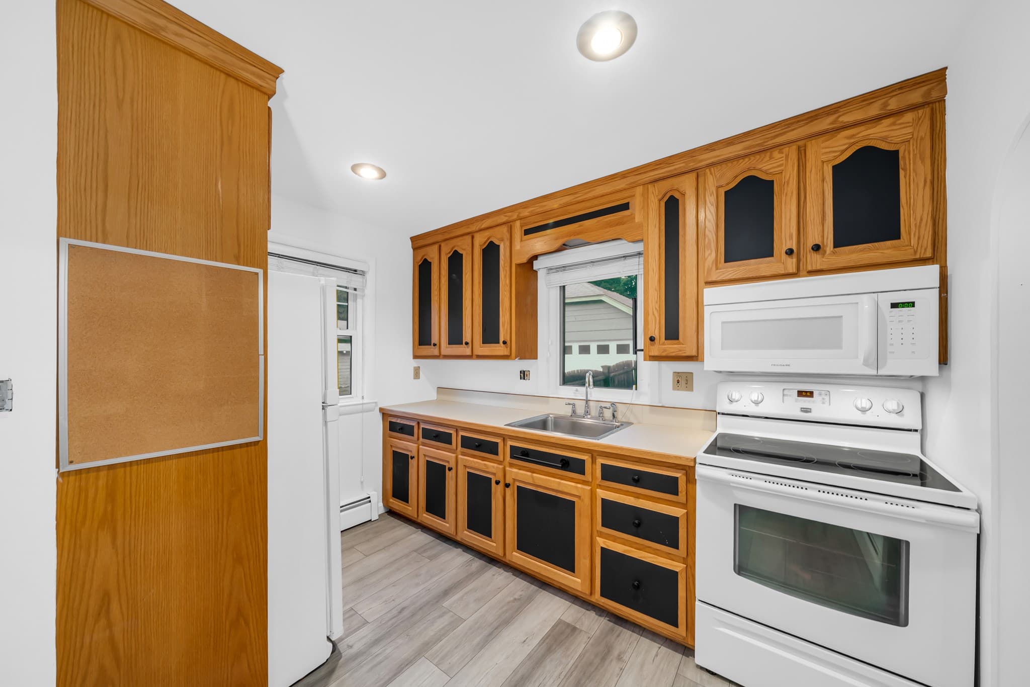 Single Family Residence at 60 S New St, Haverhill MA 01835, Haverhill, photo 13 of 35