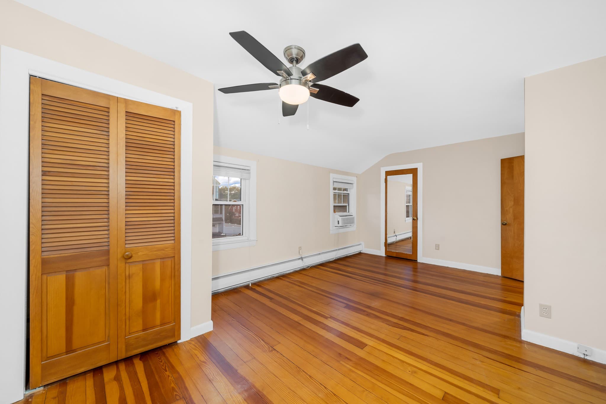 Single Family Residence at 60 S New St, Haverhill MA 01835, Haverhill, photo 19 of 35