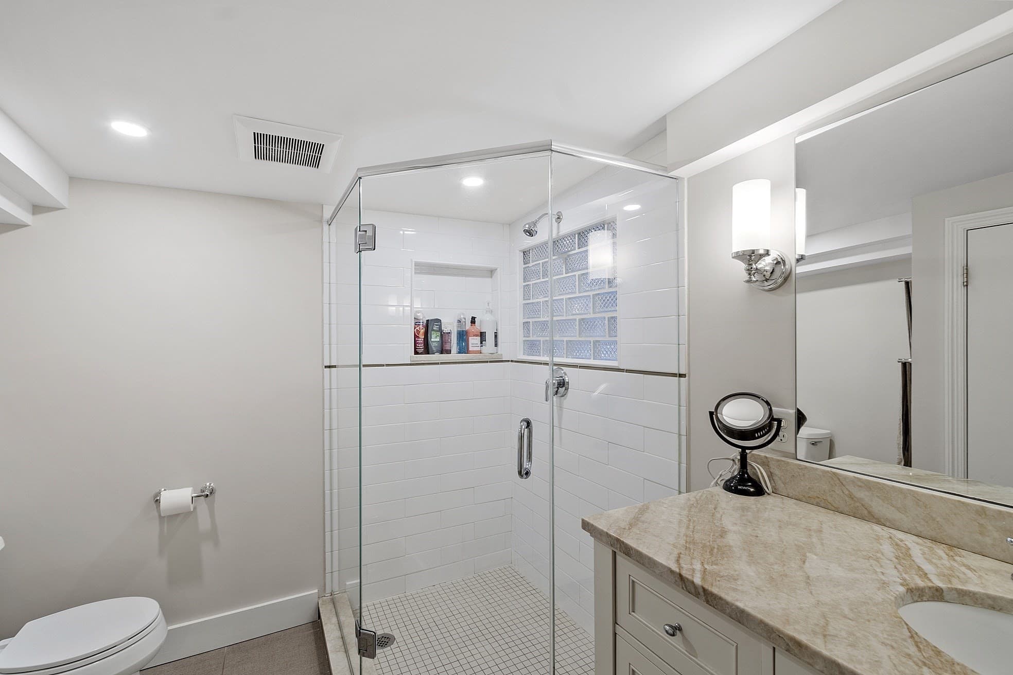 Condominium at 178 Commonwealth # 7, Boston MA 02116, photo 24 of 36