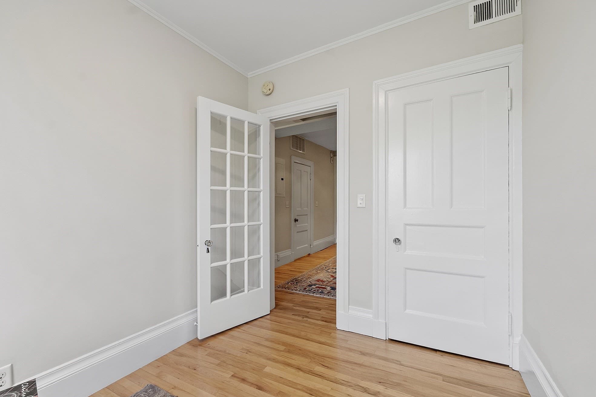 Condominium at 178 Commonwealth # 7, Boston MA 02116, photo 14 of 36